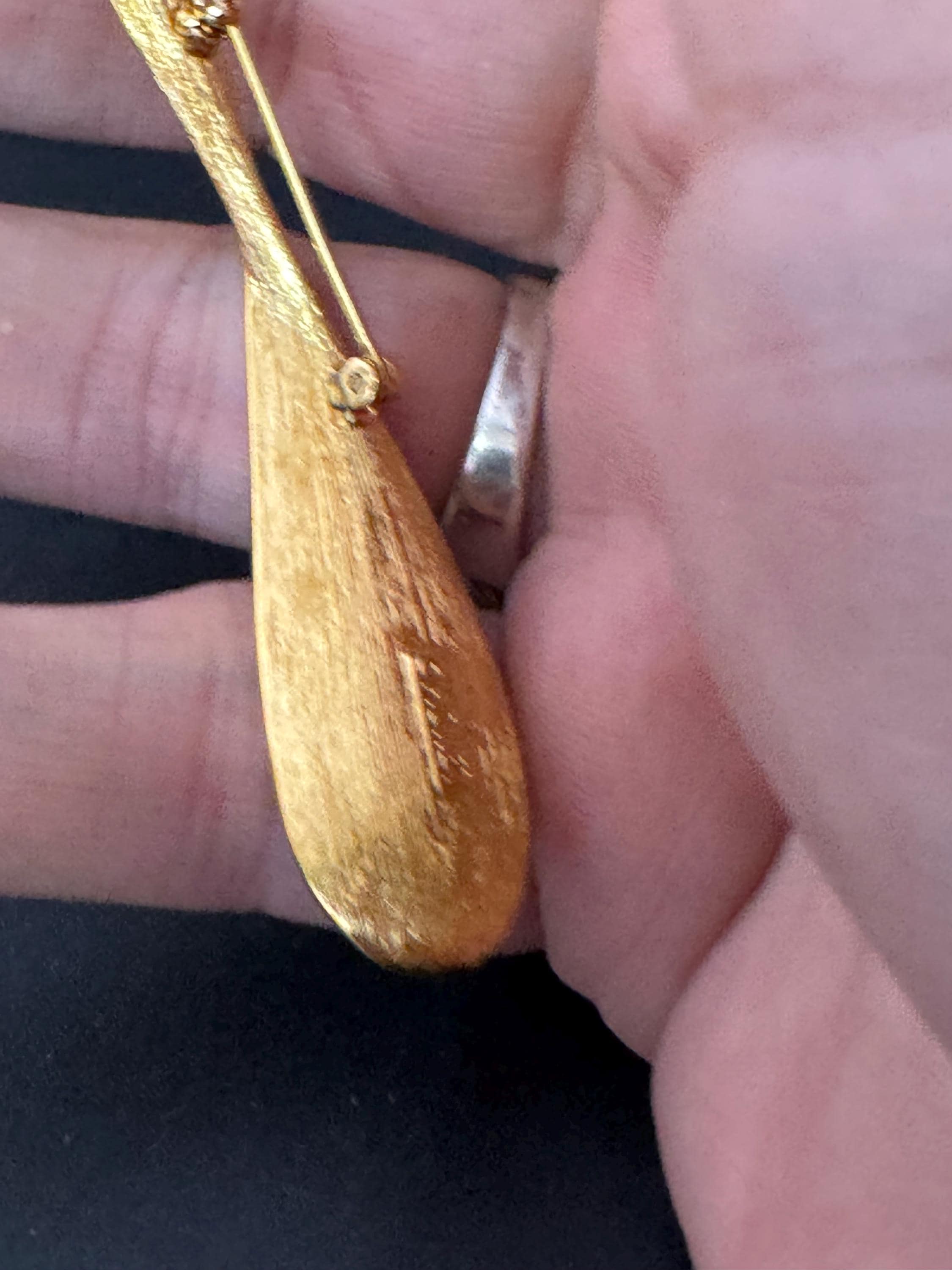 Vintage Monet SIGNED large 6cm red enamel twisted gold tone modernist brooch