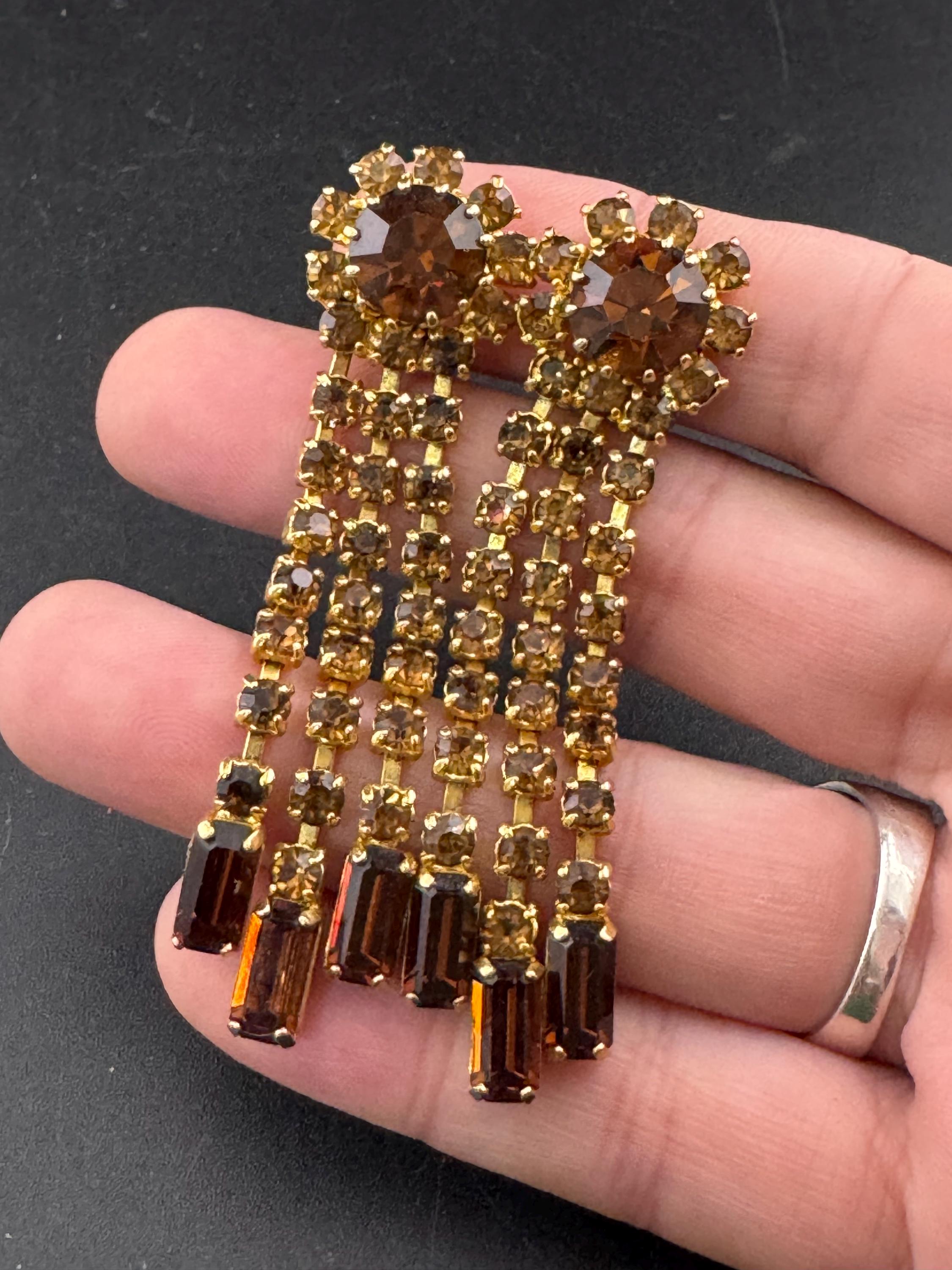 Vintage 1960s Cognac Rhinestone Clip On Earrings