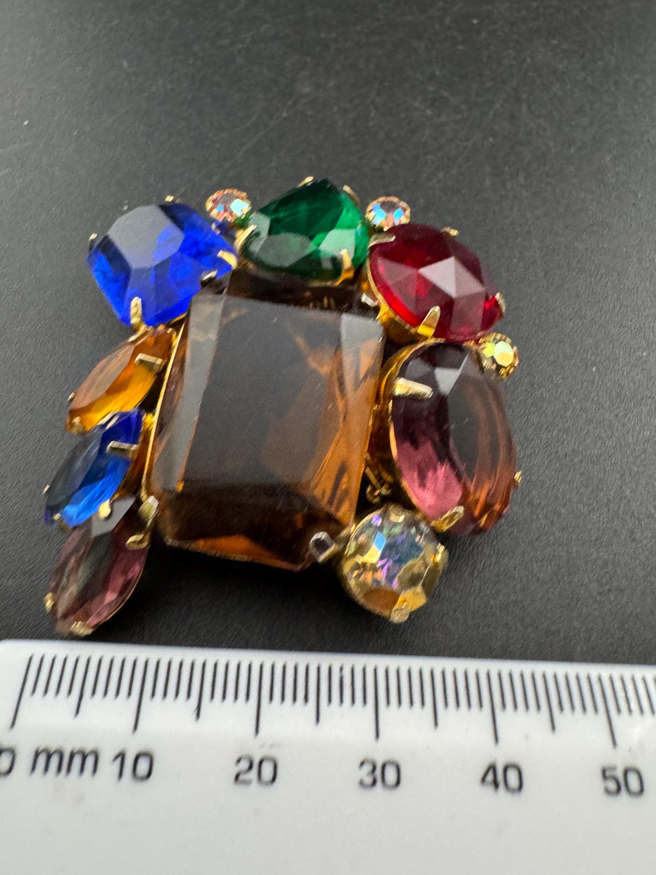 vintage 1950s cognac brown amethyst purple and blue glass rhinestone coloured open back brooch