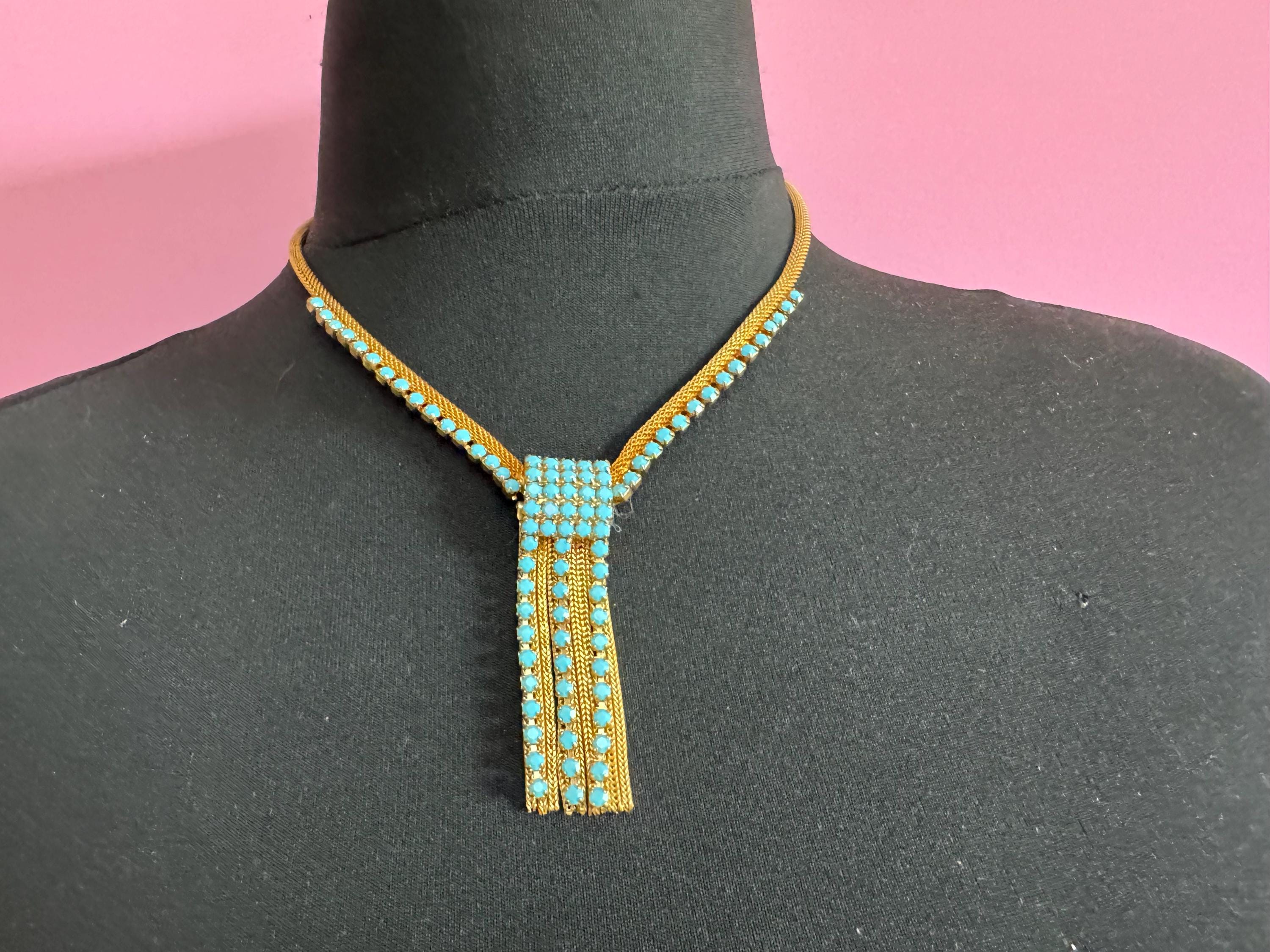 Vintage 1960s 1970s gold tone mesh lariat drop waterfall necklace with turquoise glass paste stones adj to 50cm long plus drop