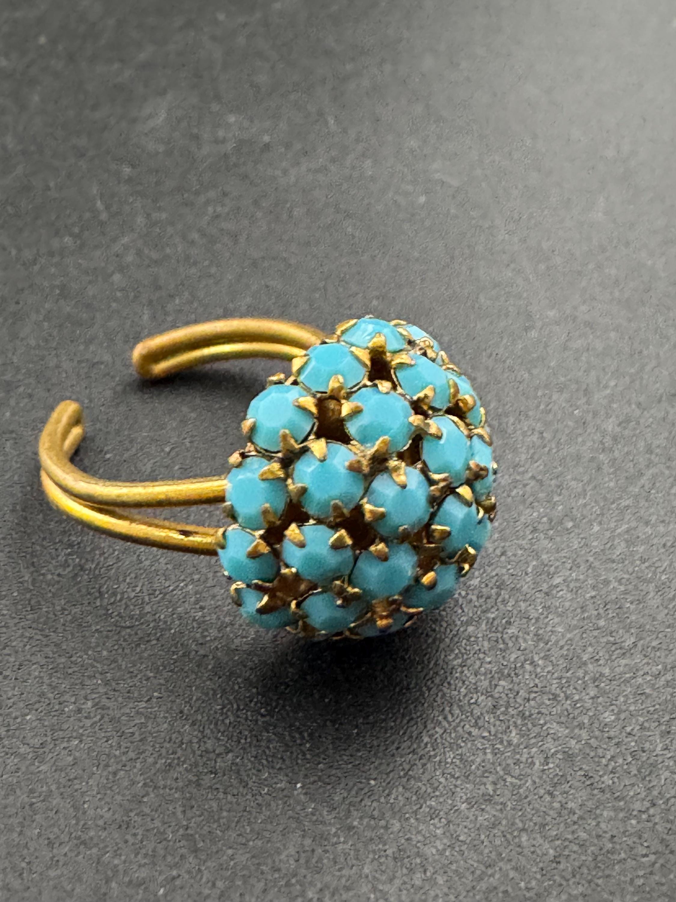 Vintage adjustable gold tone metal turquoise glass rhinestone domed dress cocktail ring