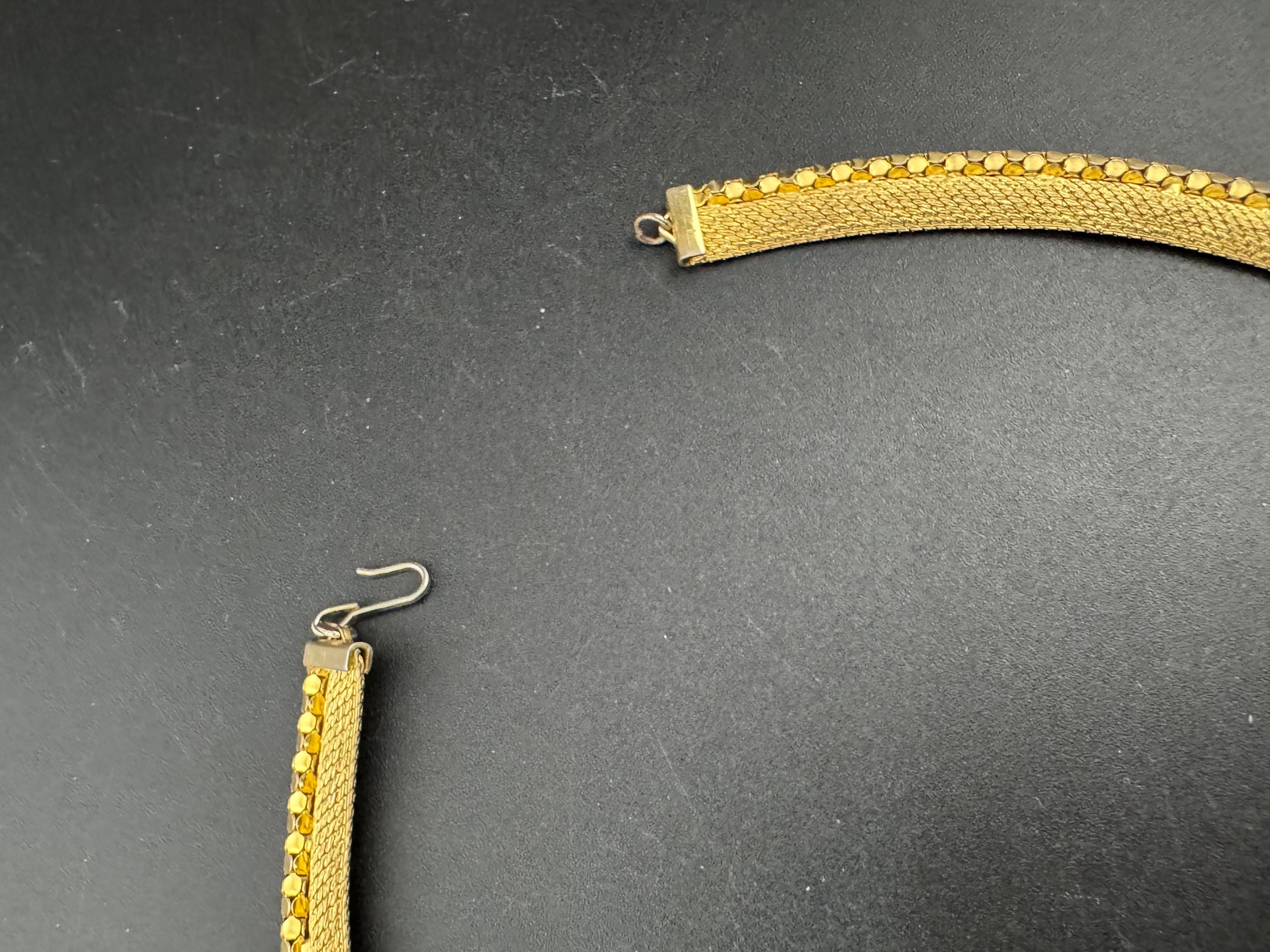 vintage modernist mesh gold tone choker necklace Vintage 1960s 40cm 1cm wide