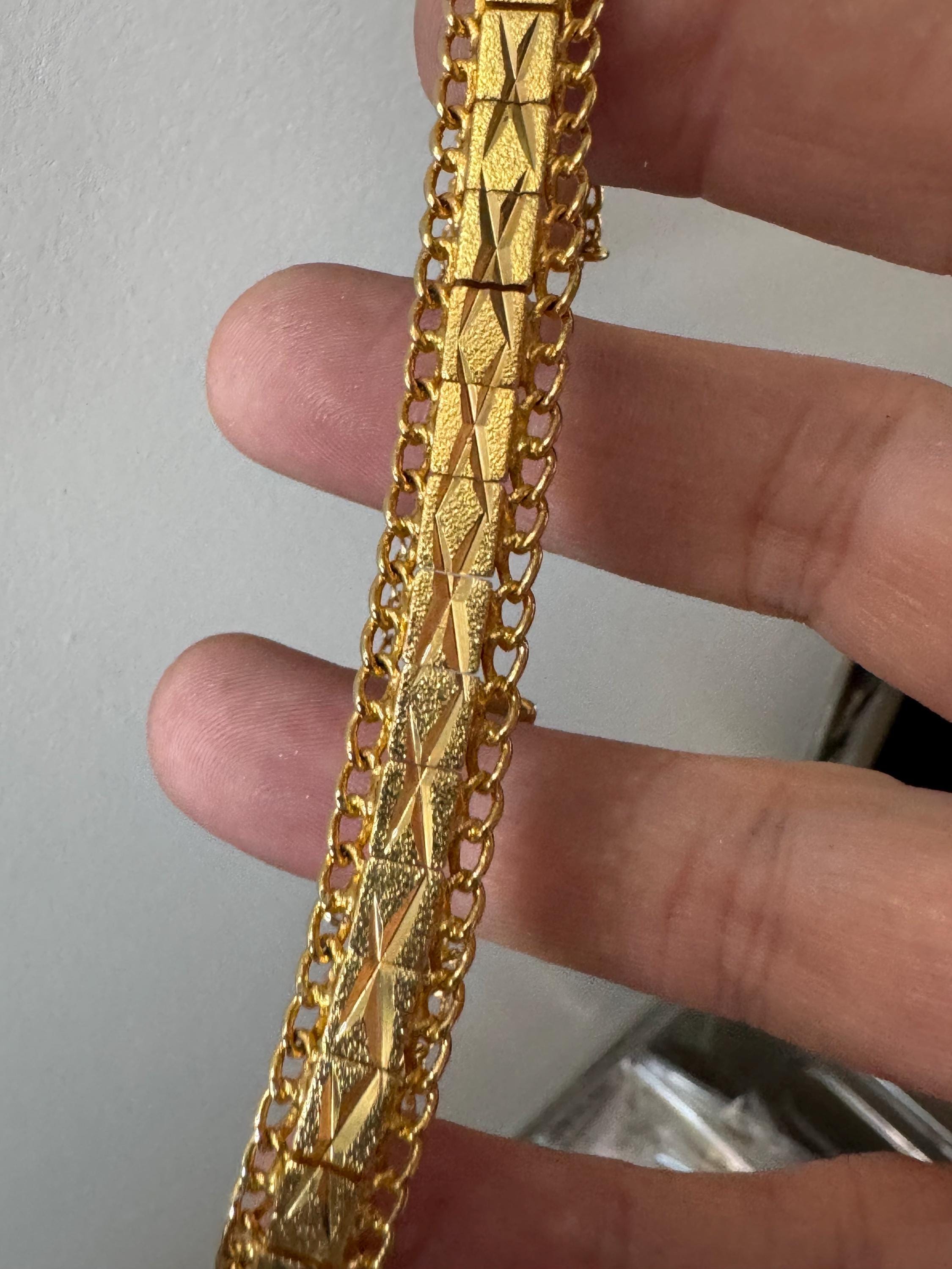 1970s articulated flat textured 18k gold plated wide chain etched  bracelet stamped