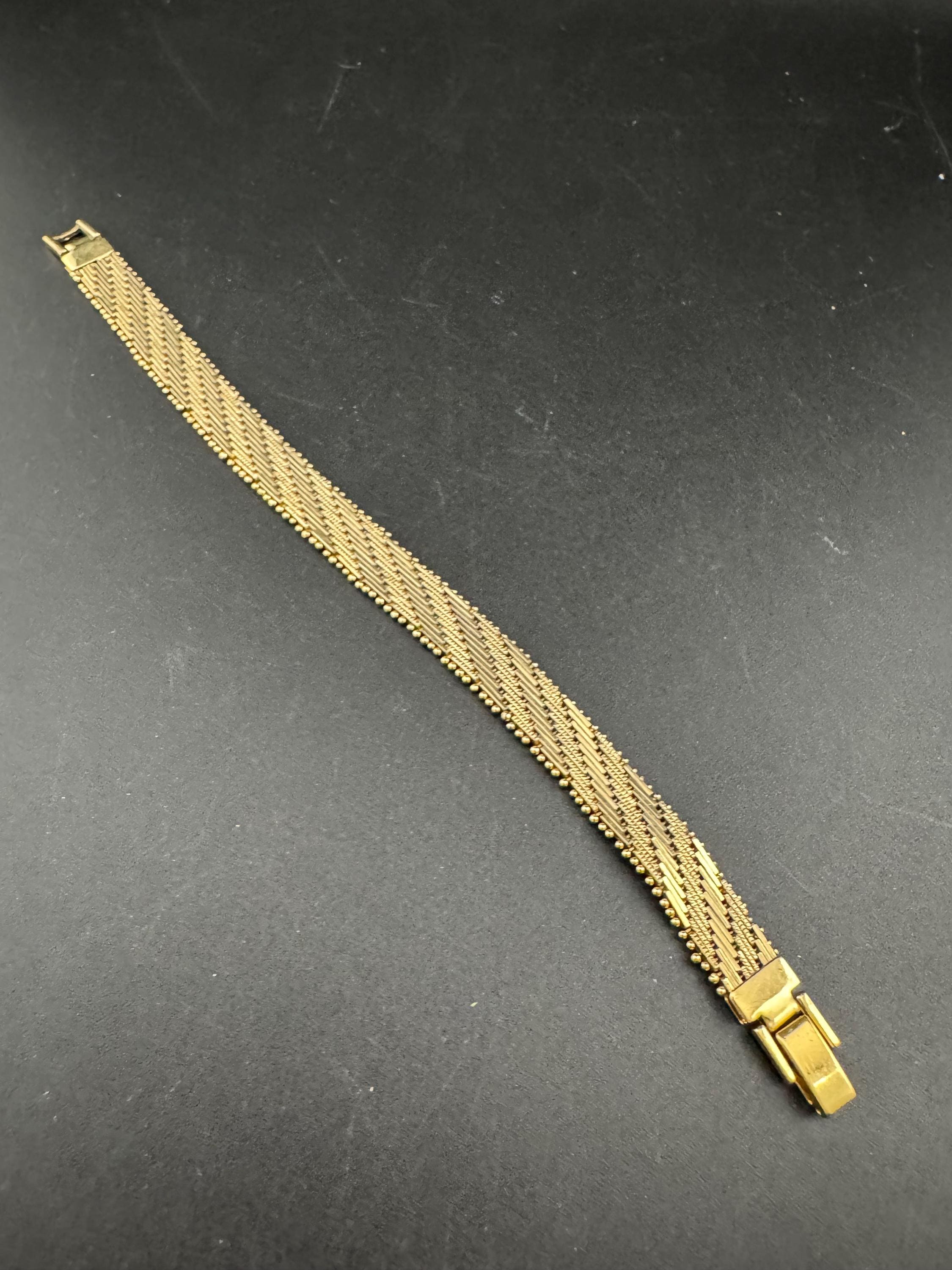Vintage gold plated modernist slim flat textured articulated bracelet 19.5 x 1cm