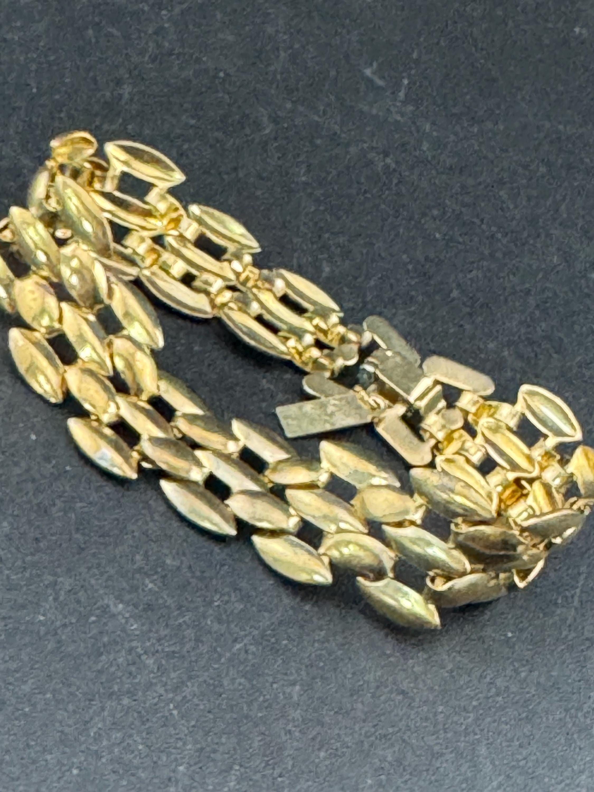 Vintage Modernist wide Flat brick panther link gold tone 1980s women's bracelet