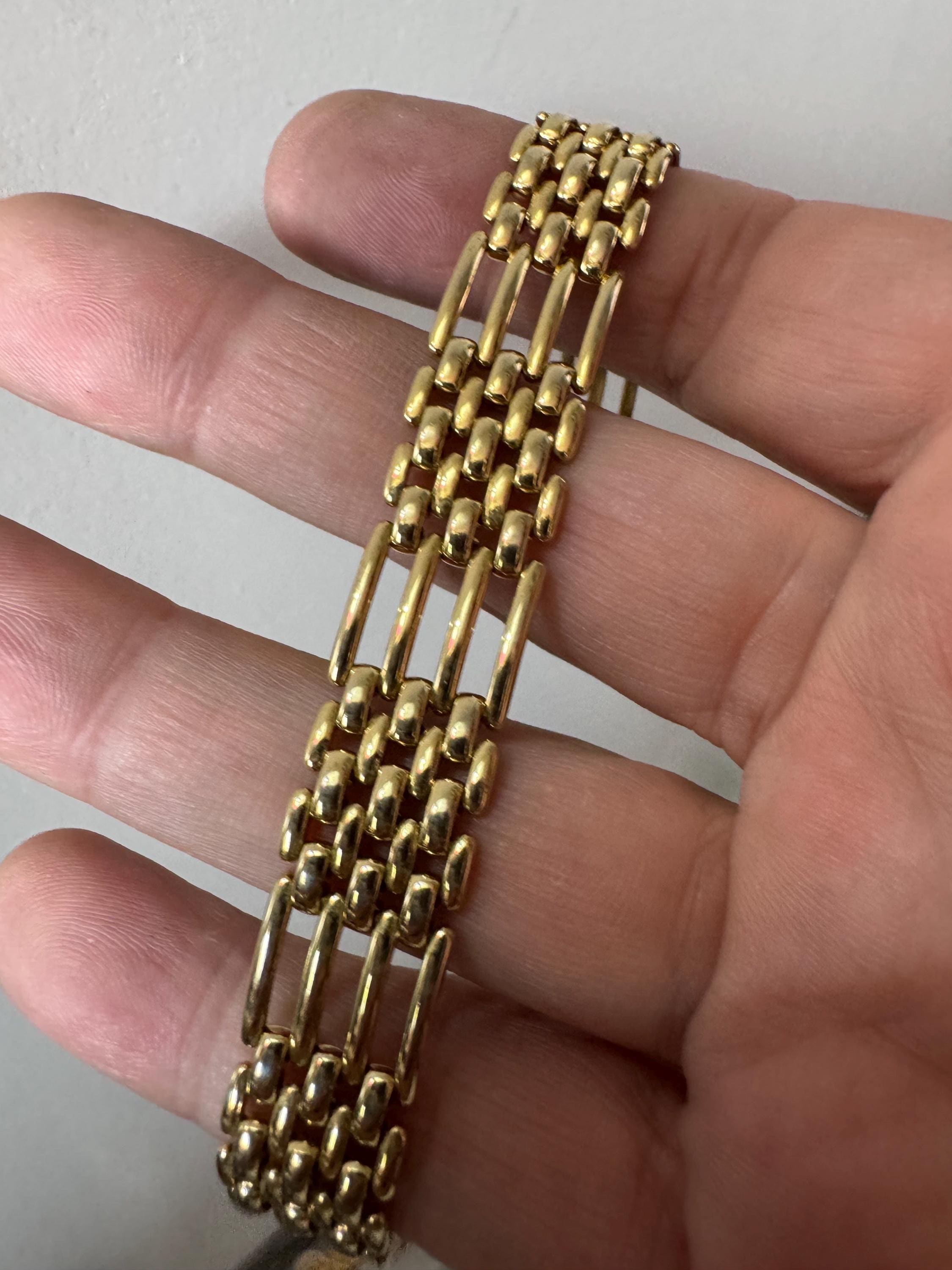 Vintage Modernist wide Flat brick panther link gold tone 1980s women's bracelet