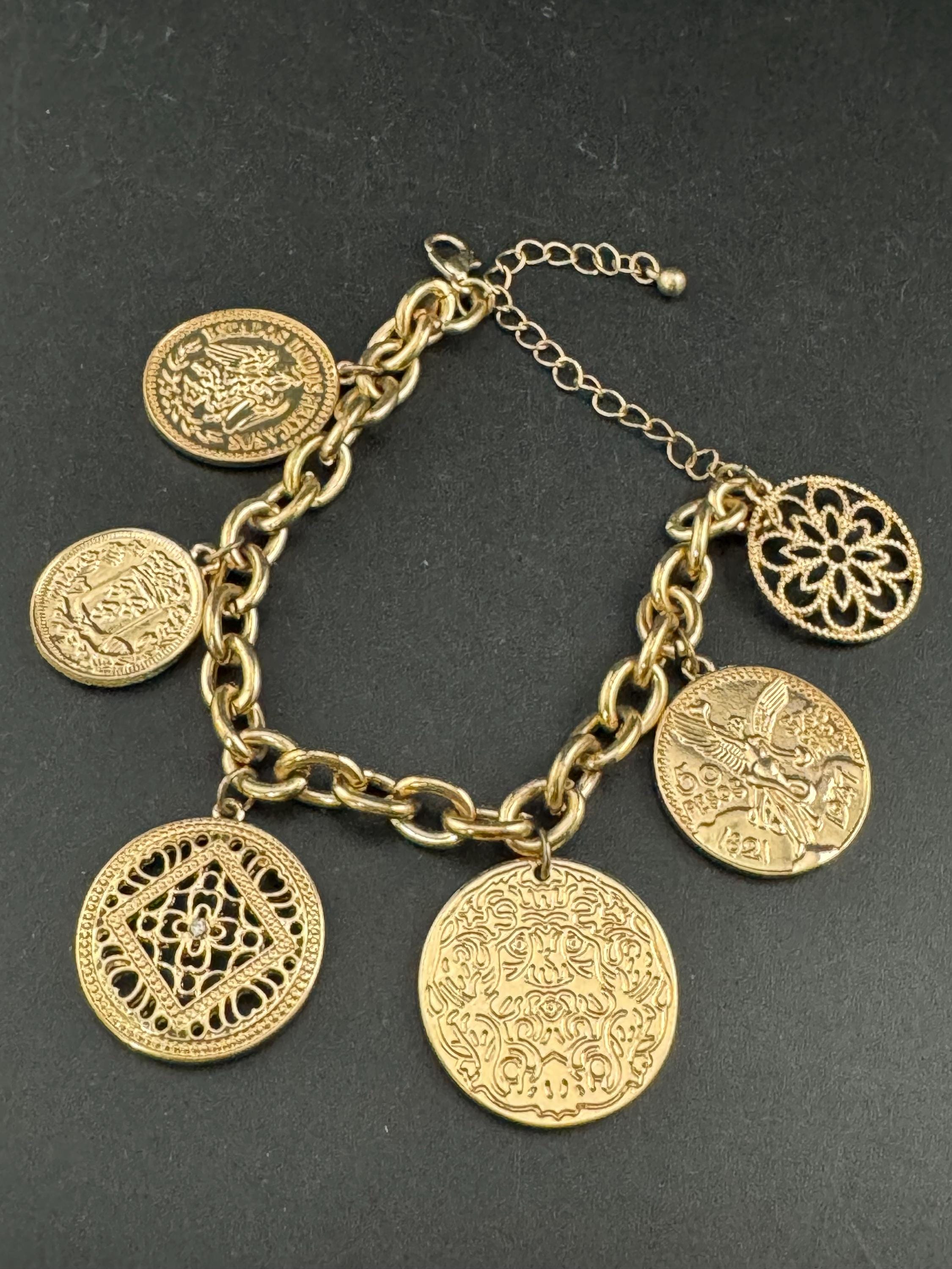 Retro y2k oversized Gold tone coin disc charm bracelet 19-25cm