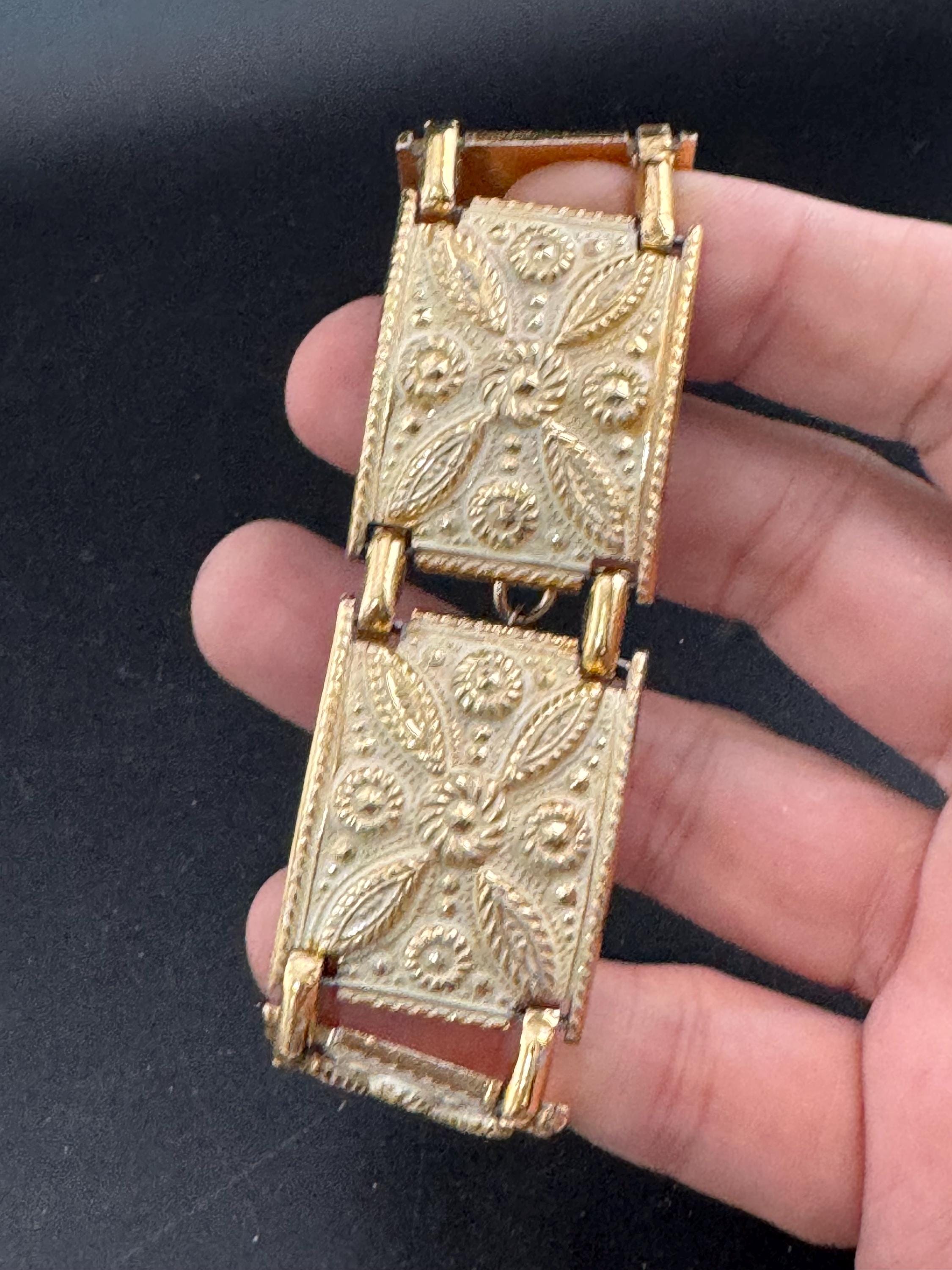 Vintage gold Tone cream enamel floral panel link bracelet lightweight aluminium Eloxal