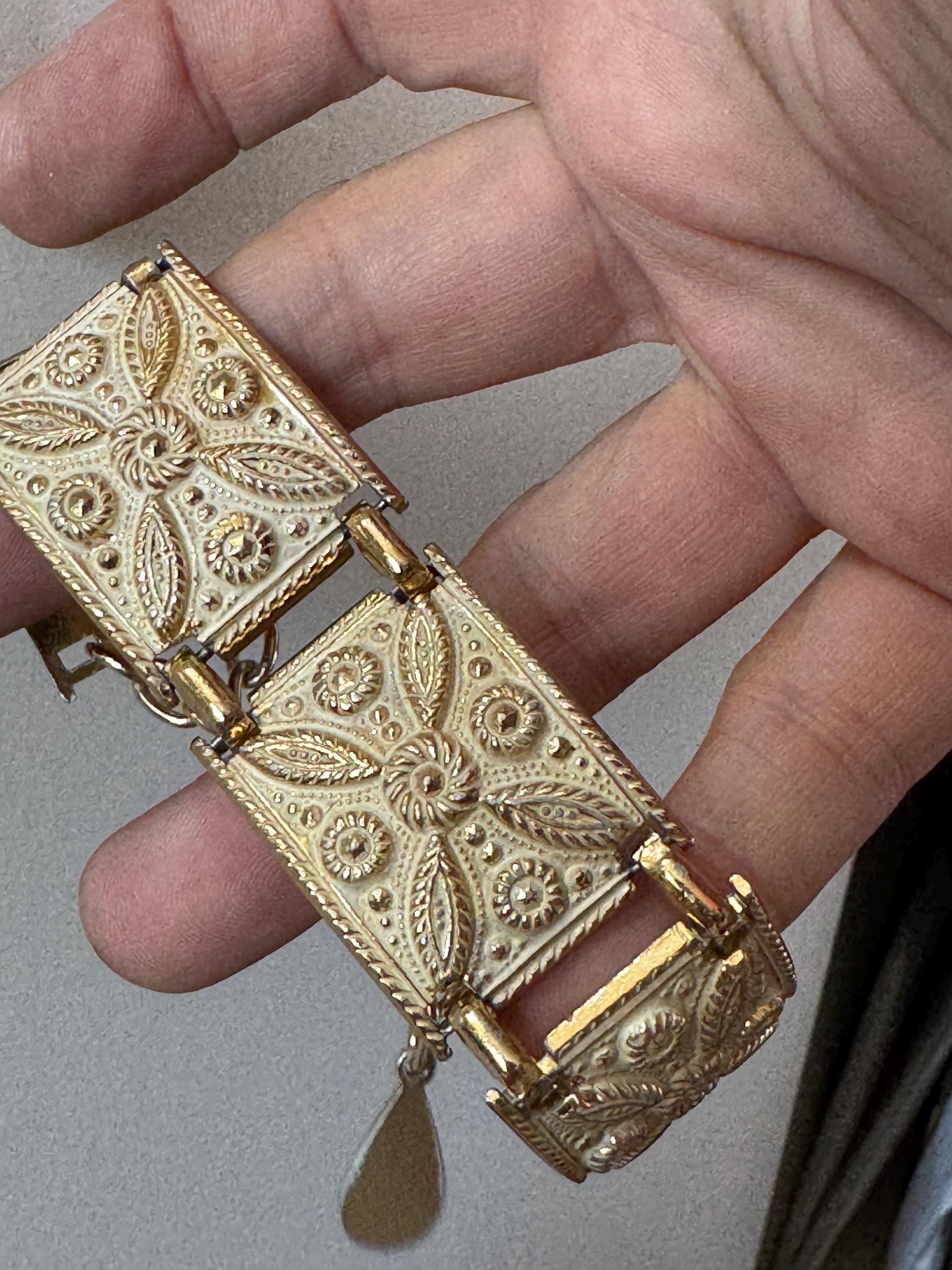 Vintage gold Tone cream enamel floral panel link bracelet lightweight aluminium Eloxal