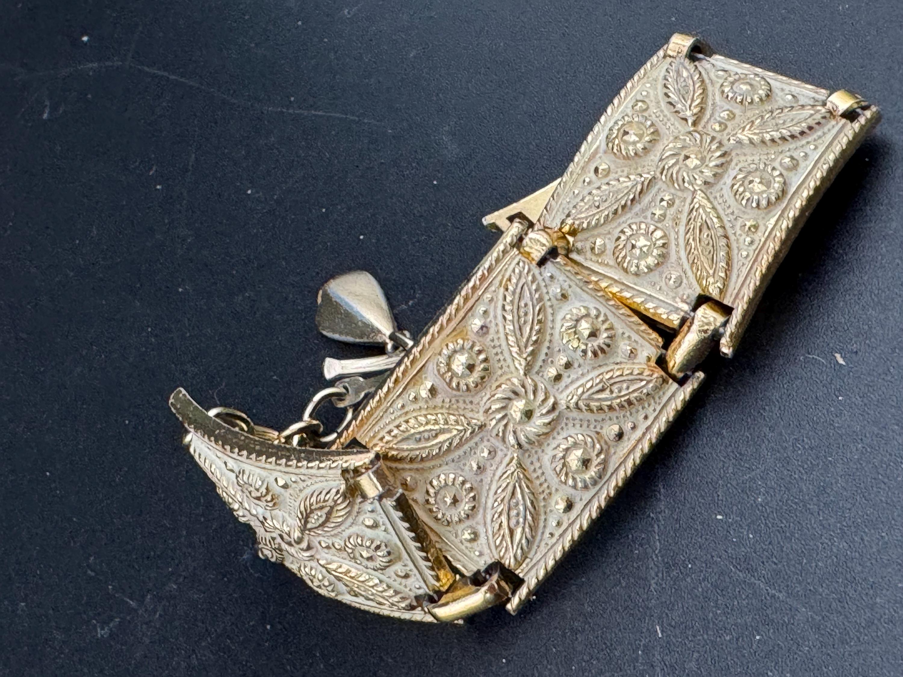 Vintage gold Tone cream enamel floral panel link bracelet lightweight aluminium Eloxal