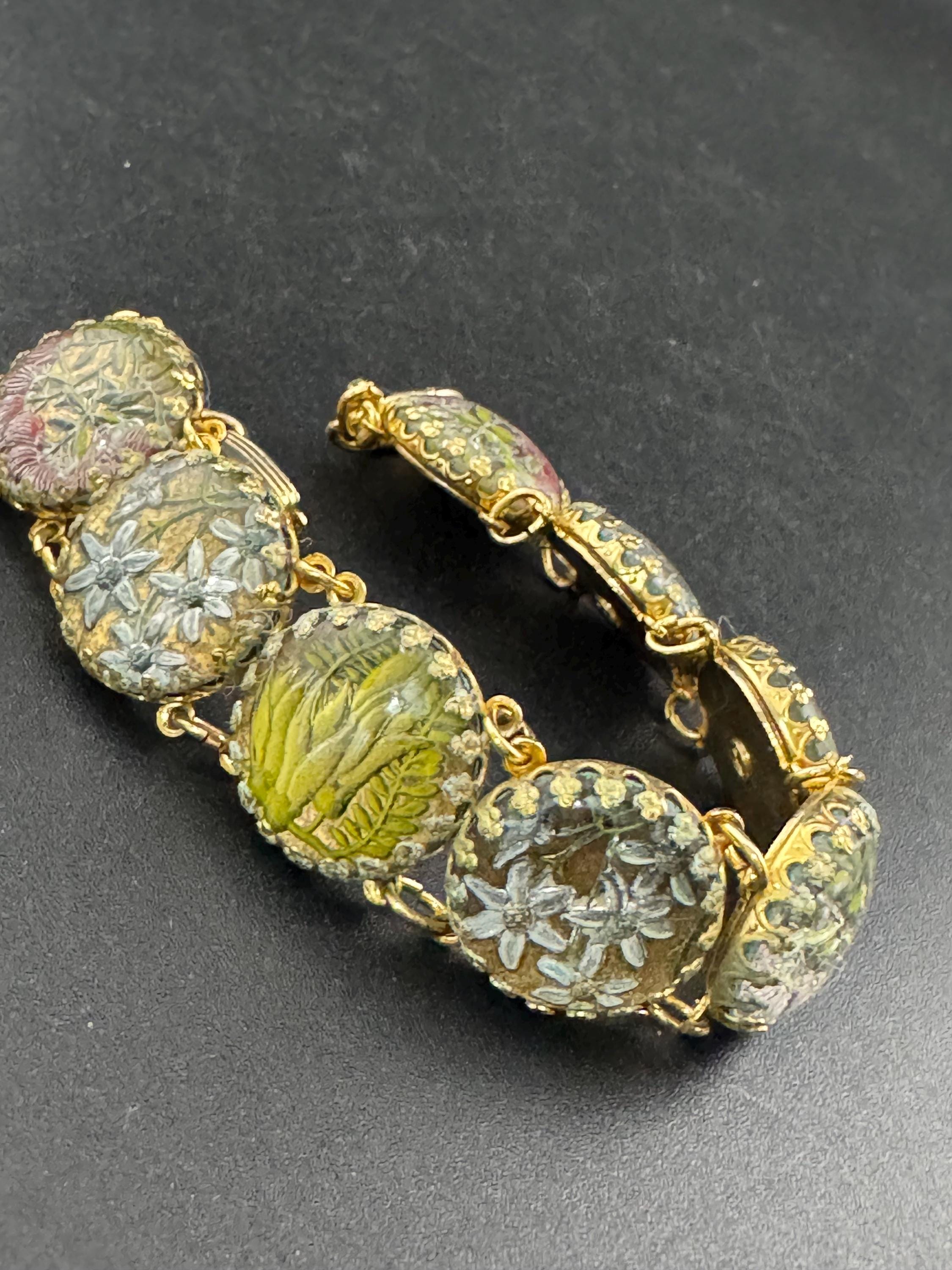 Vintage 1940s pretty rolled Gold plated  Lucite floral inset Cabochons panel link Bracelet 20.5cm x 2cm