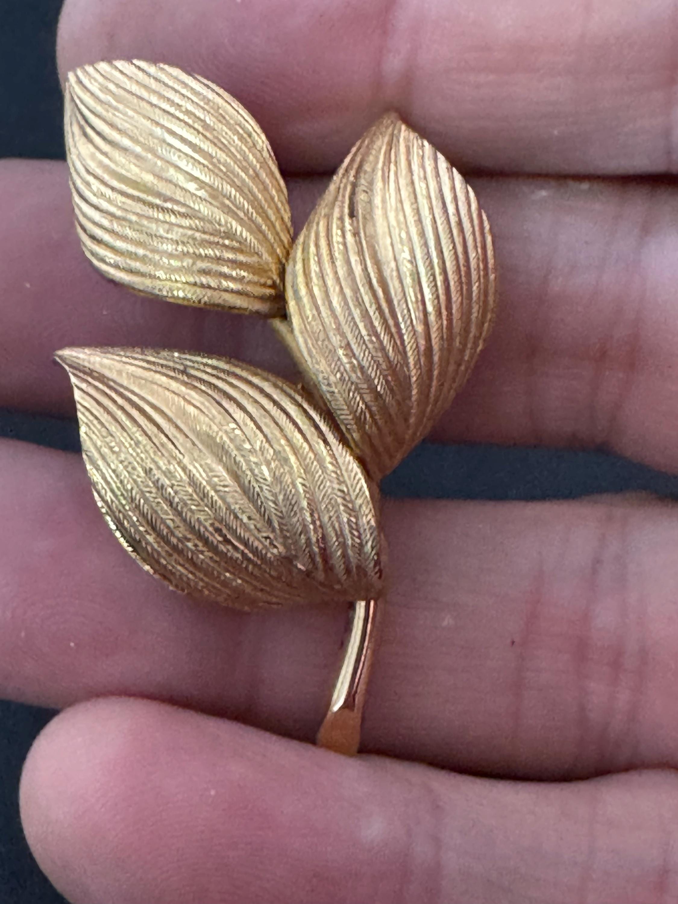 Signed GROSSE Gold Tone Leaf Brooch - 1964 German Designer Jewelry