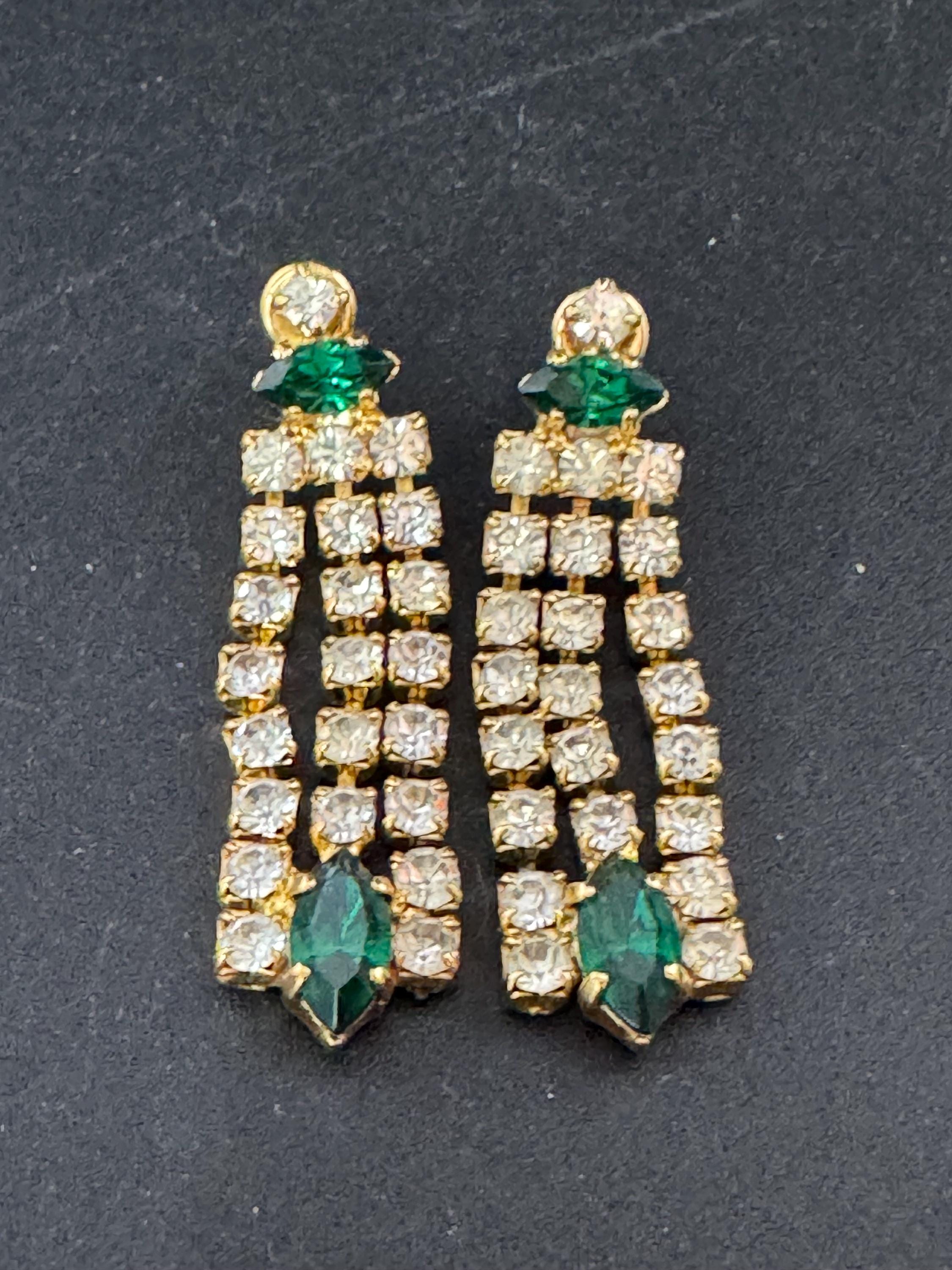 Vintage Emerald Green glass rhinestone crystal drop earrings for pierced ears, gold tone 4cm