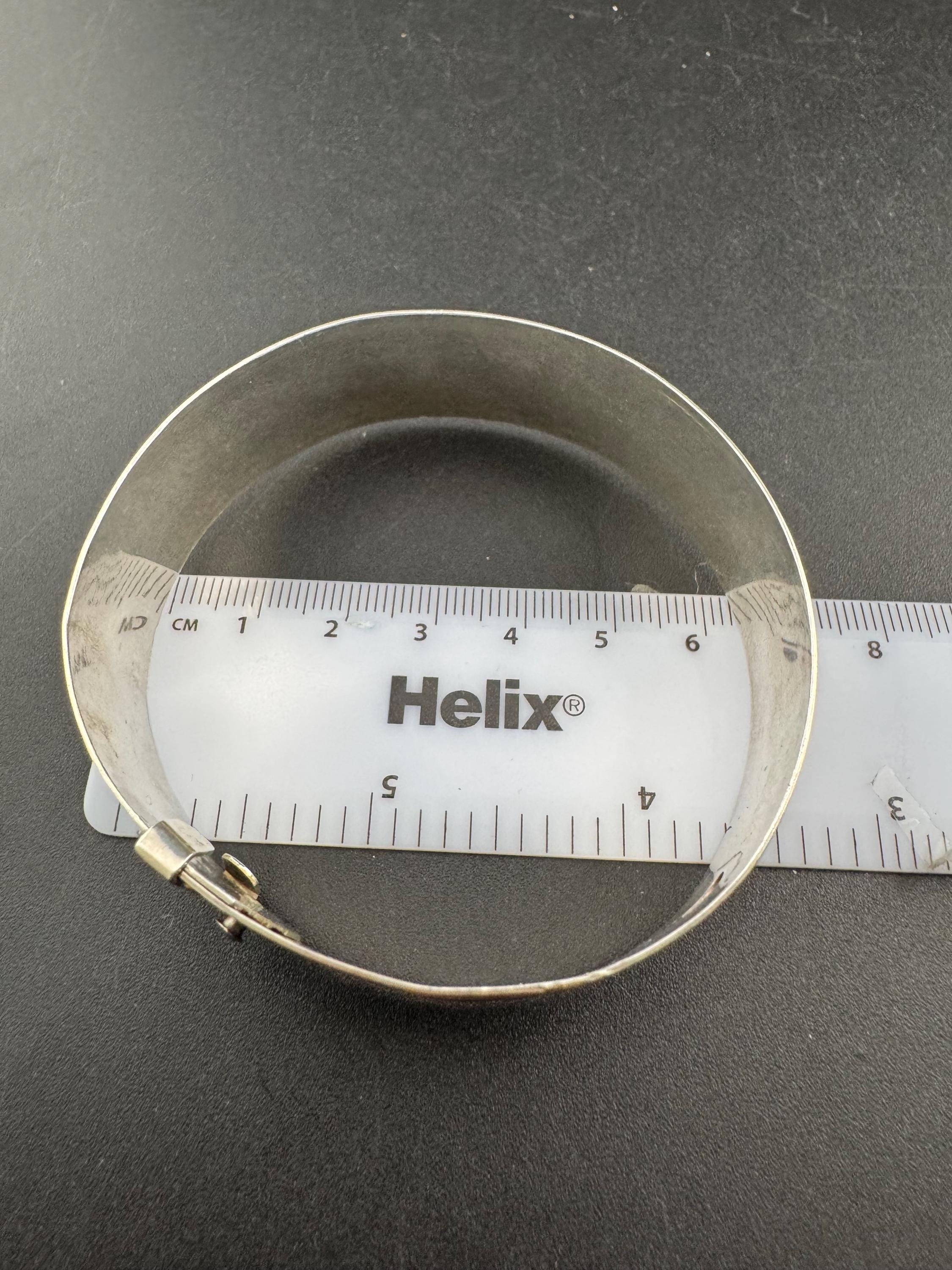 Vintage art deco 925 sterling silver wide belt buckle adjustable Cuff Bangle Bracelet 19.5 grams engine turned