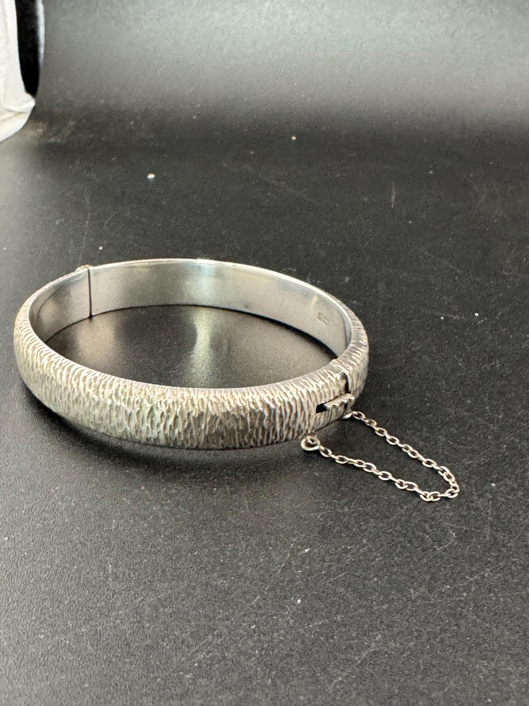 Wide wrist 1969 Sterling silver 12mm wide modernist bark bangle Birmingham hallmarks 13.6 grams