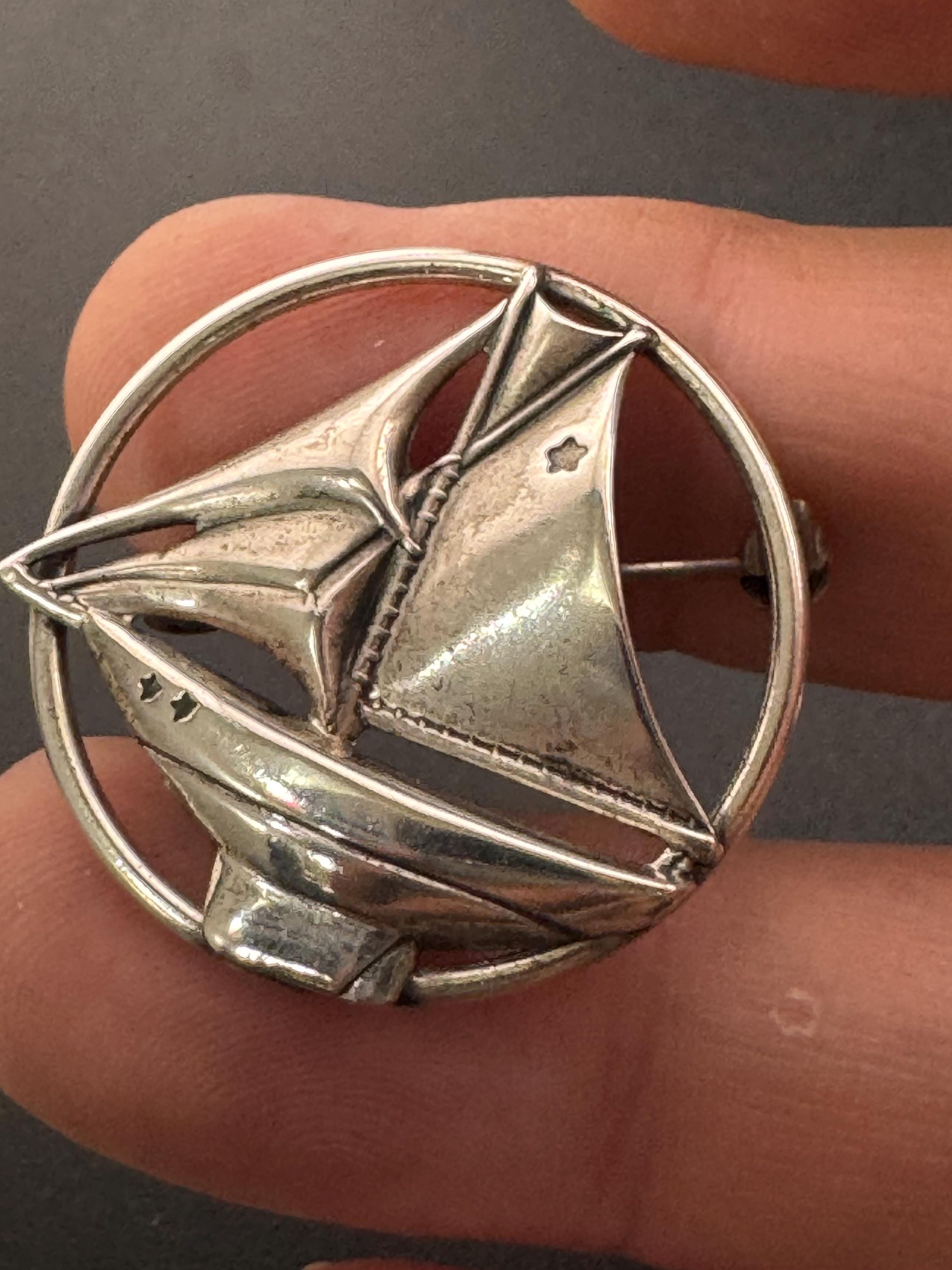 Beau silver signed Sterling silver Vintage nautical yacht sailing ship Brooch, gift for captain, crew