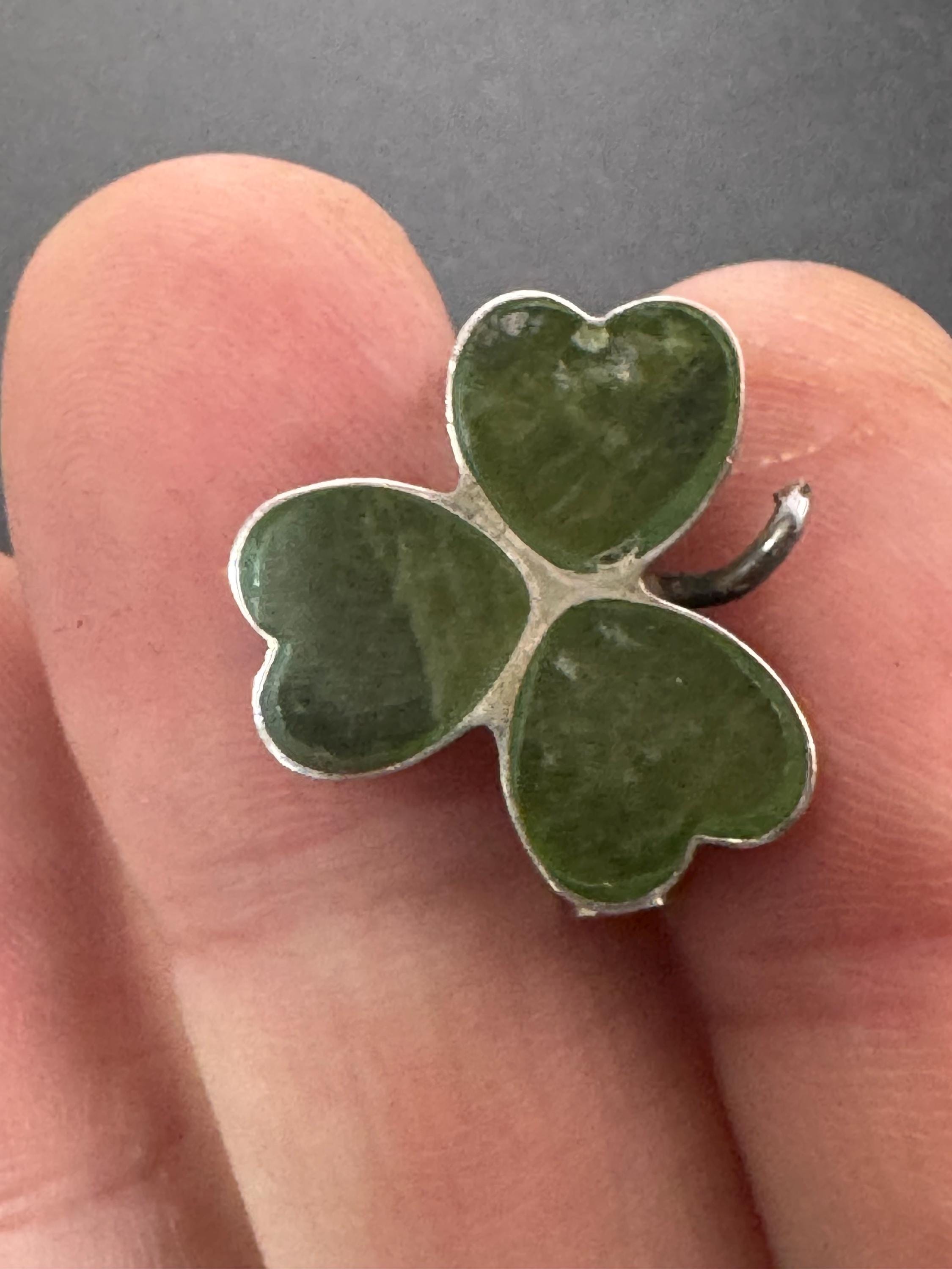 Small Irish Lucky clover good Luck 925 sterling silver green Connemara marble shamrock brooch