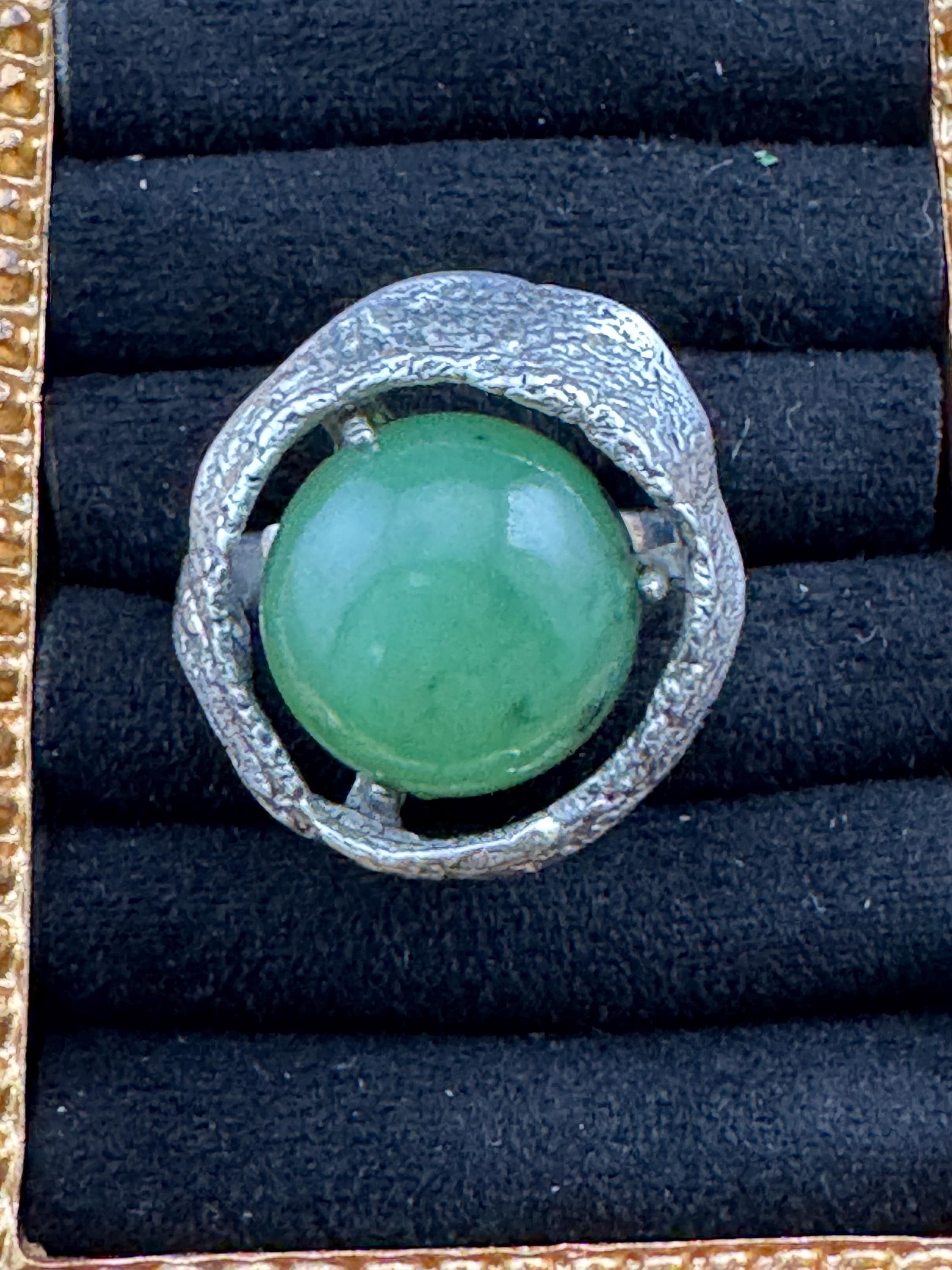 Uk Size U men’s brutalist 925 Sterling silver ring with green gemstone, adjustable sizing