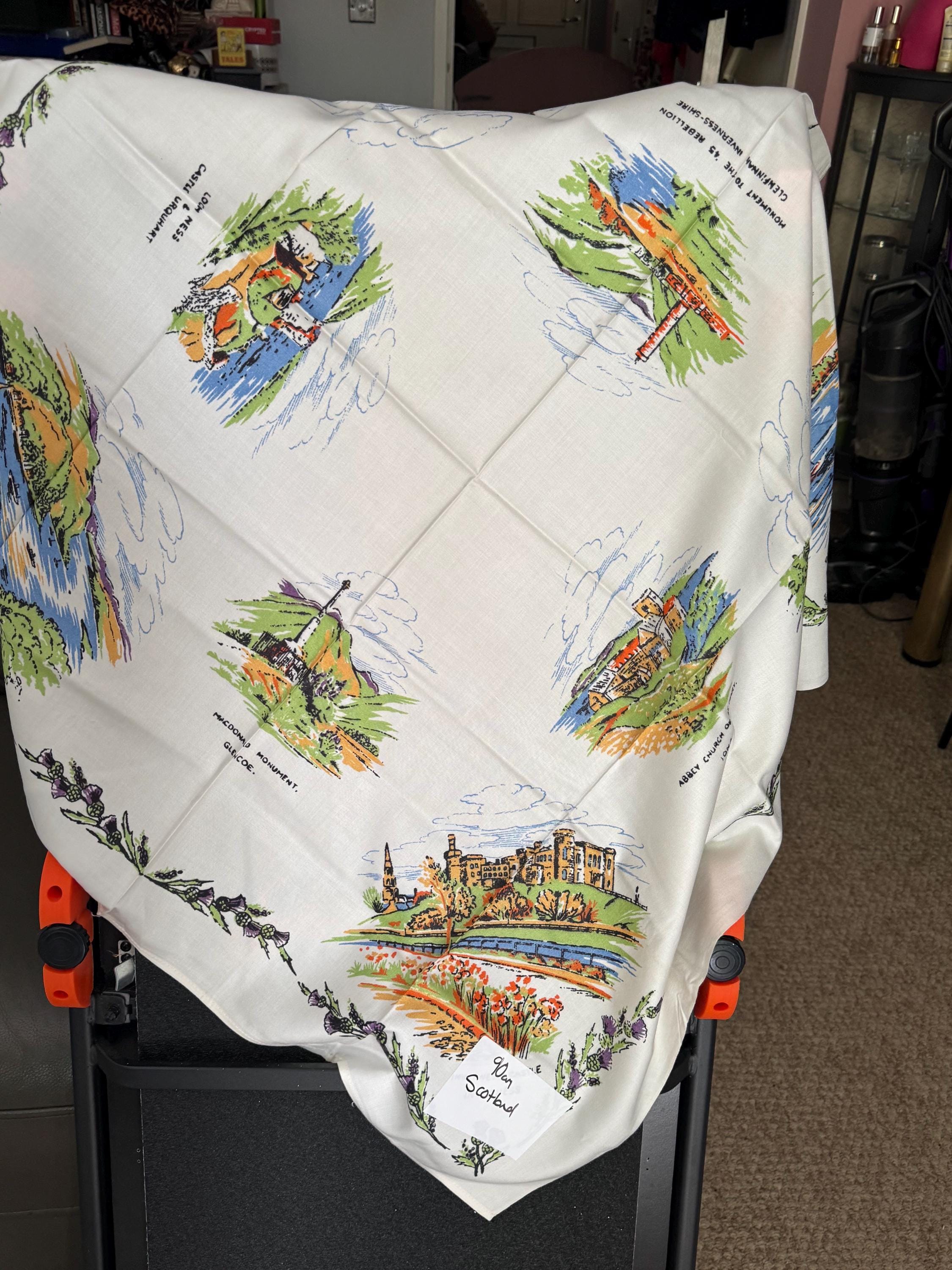 90cm Vintage printed souvenir tablecloth SCOTLAND landmarks Scottish cities