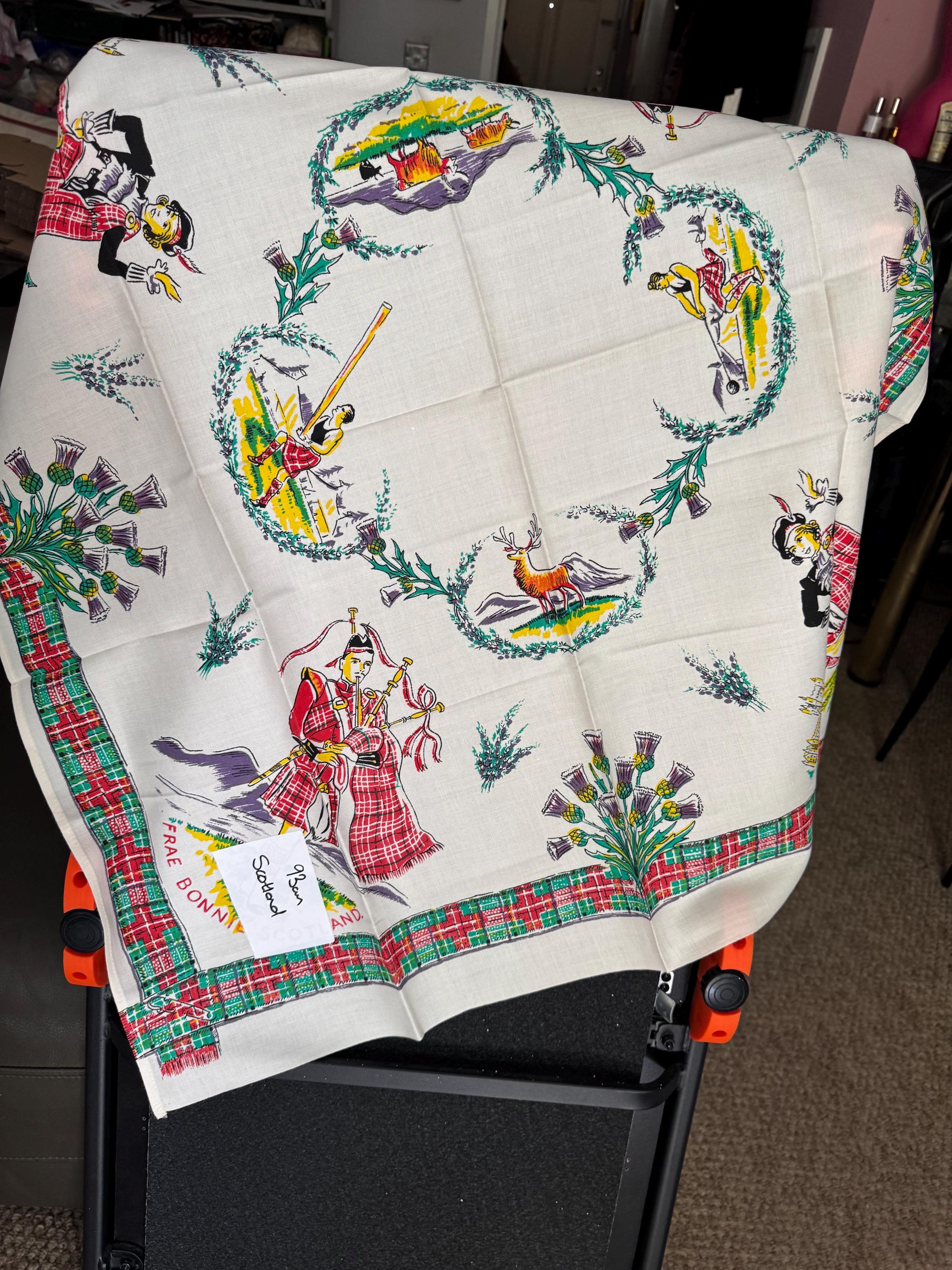 93cm square Vintage printed souvenir tablecloth SCOTLAND landmarks Scottish cities