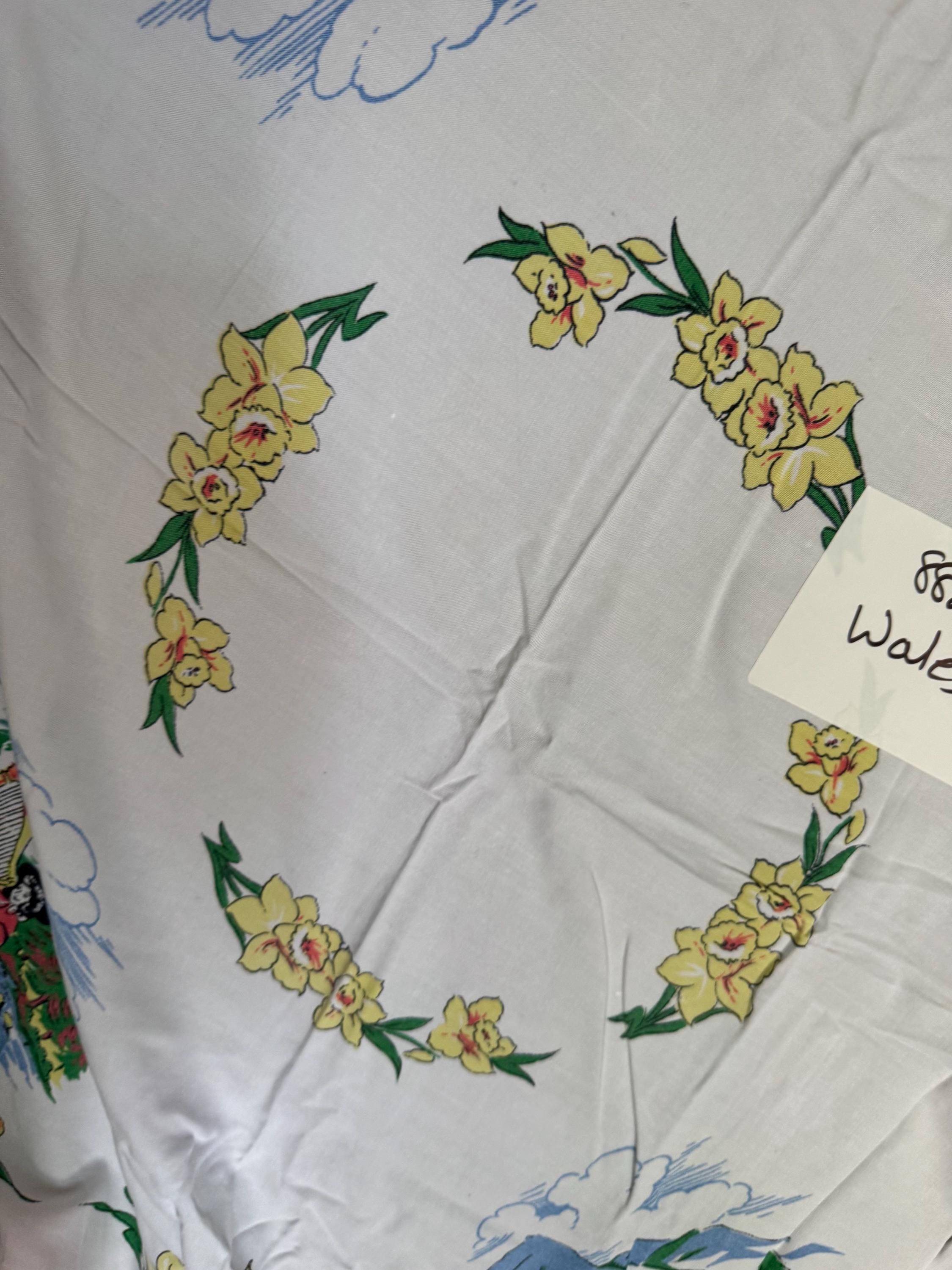 88cm near square souvenir of Wales tourist vintage linen Welsh cotton tablecloth, printed  ideal tearooms