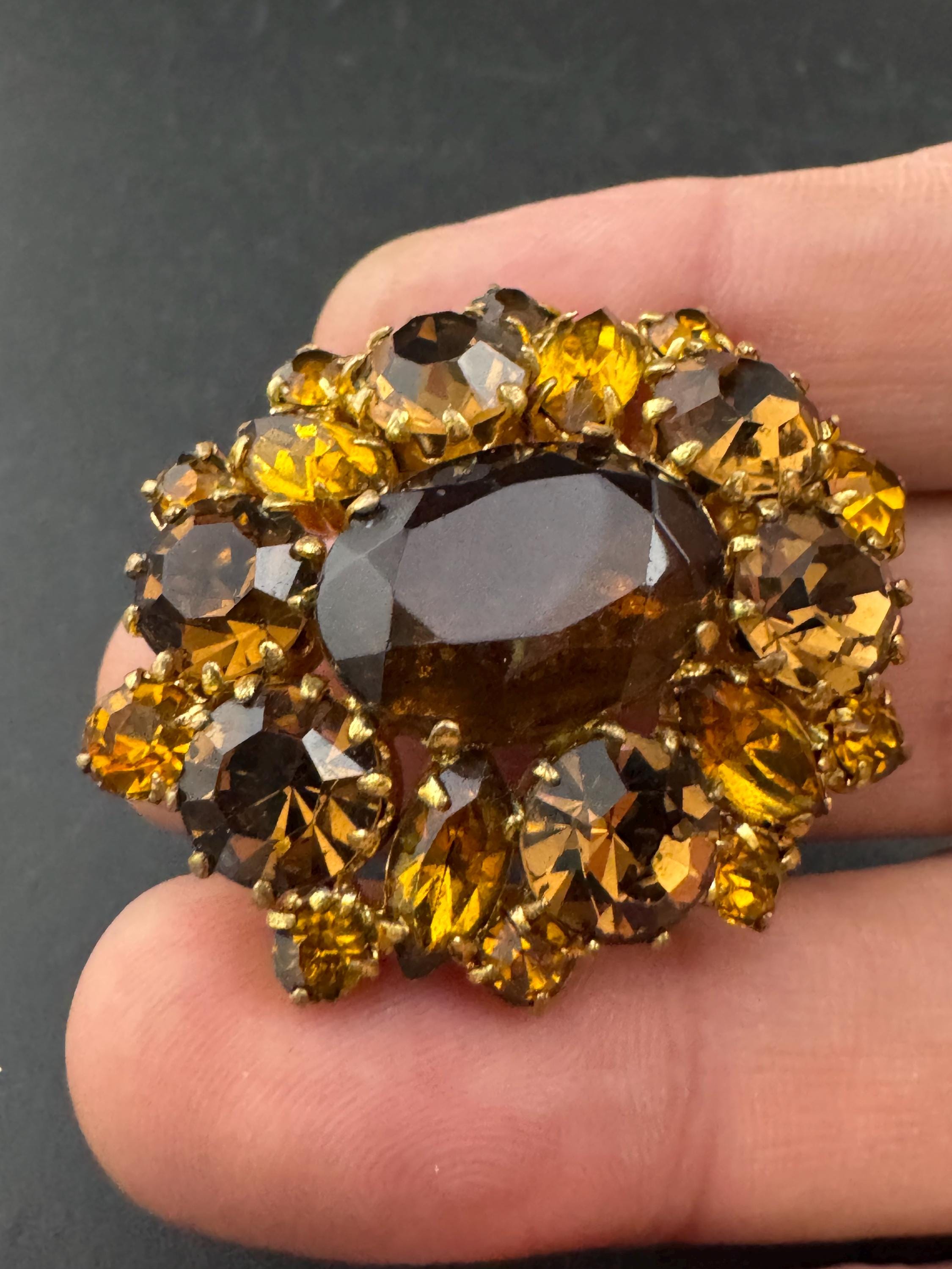vintage orange citrine and brown cognac glass open back brooch 1950s