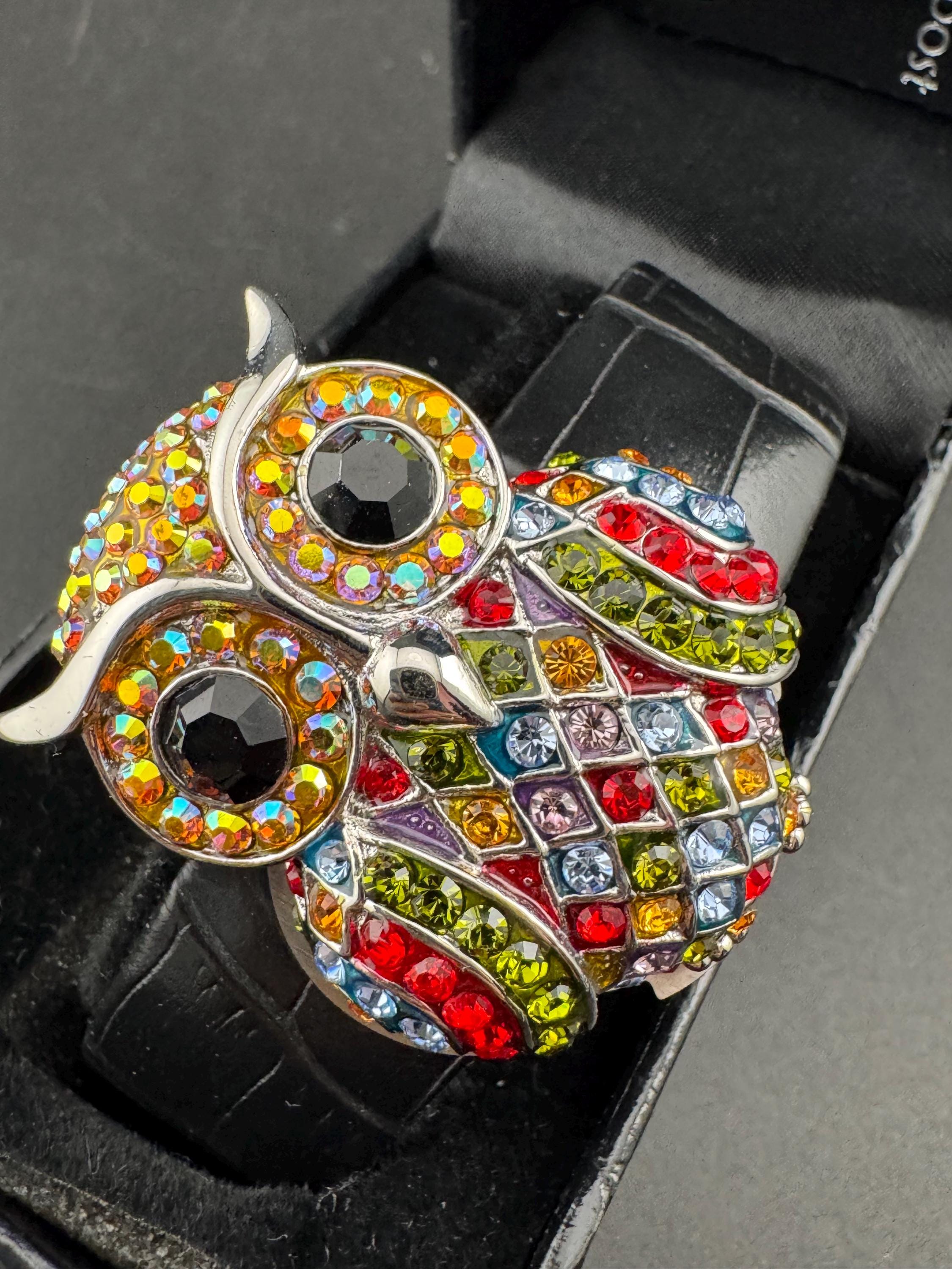 retro butler and Wilson rhinestone owl watch no battery , original box