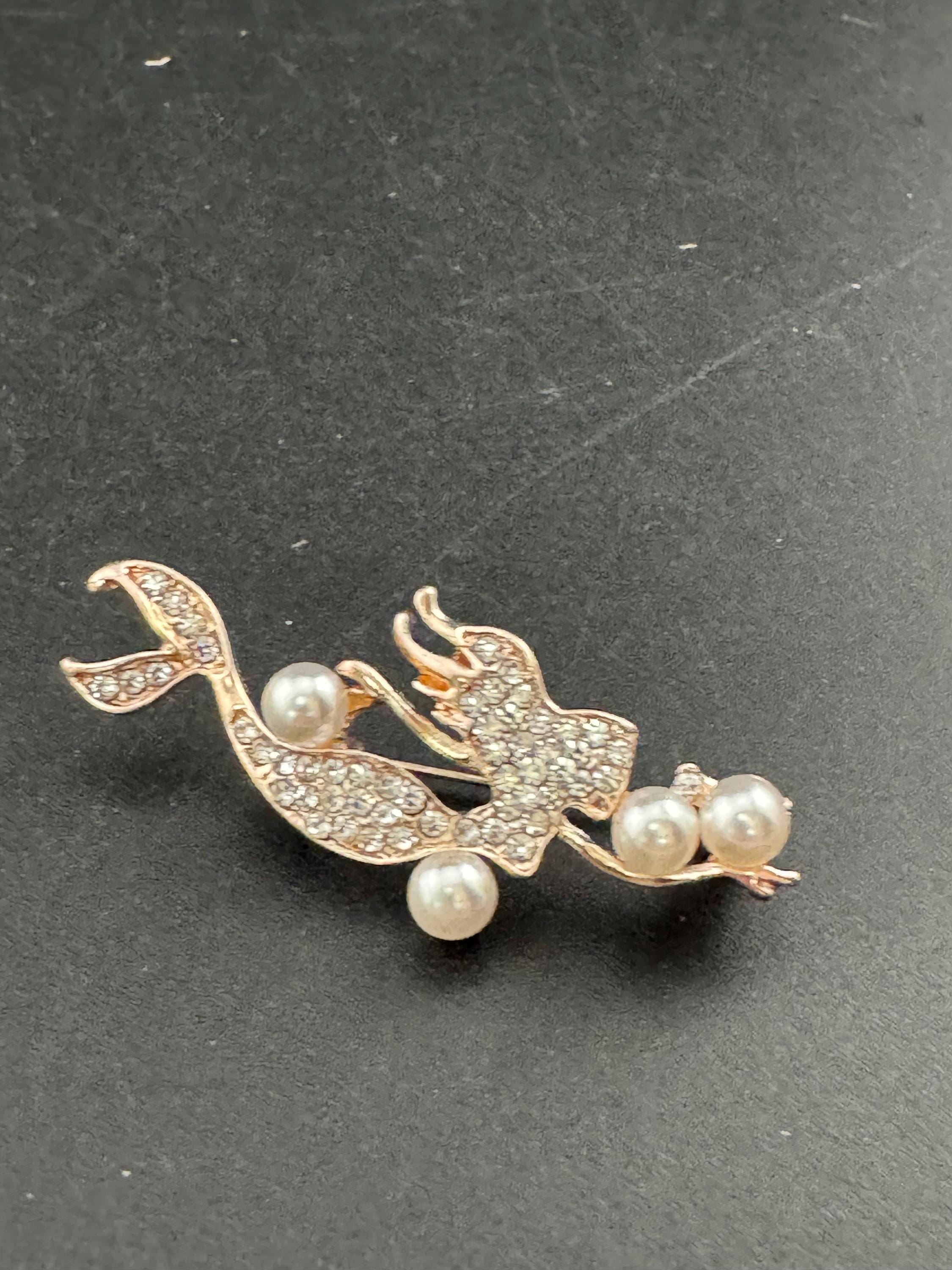 Retro small rose gold tone crystal and pearl diving  mermaid brooch pin