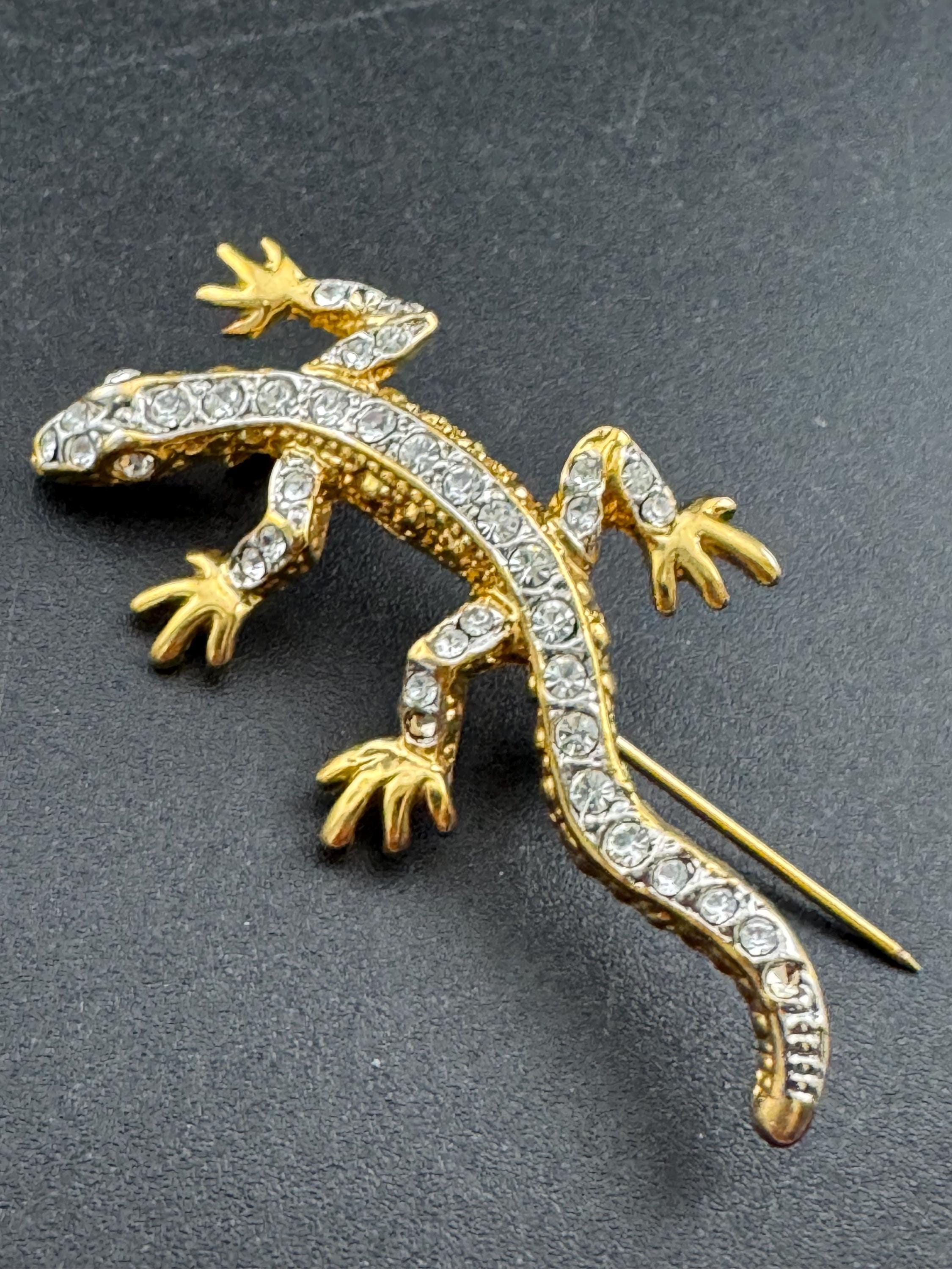 Vintage crystal set lizard brooch, gold tone