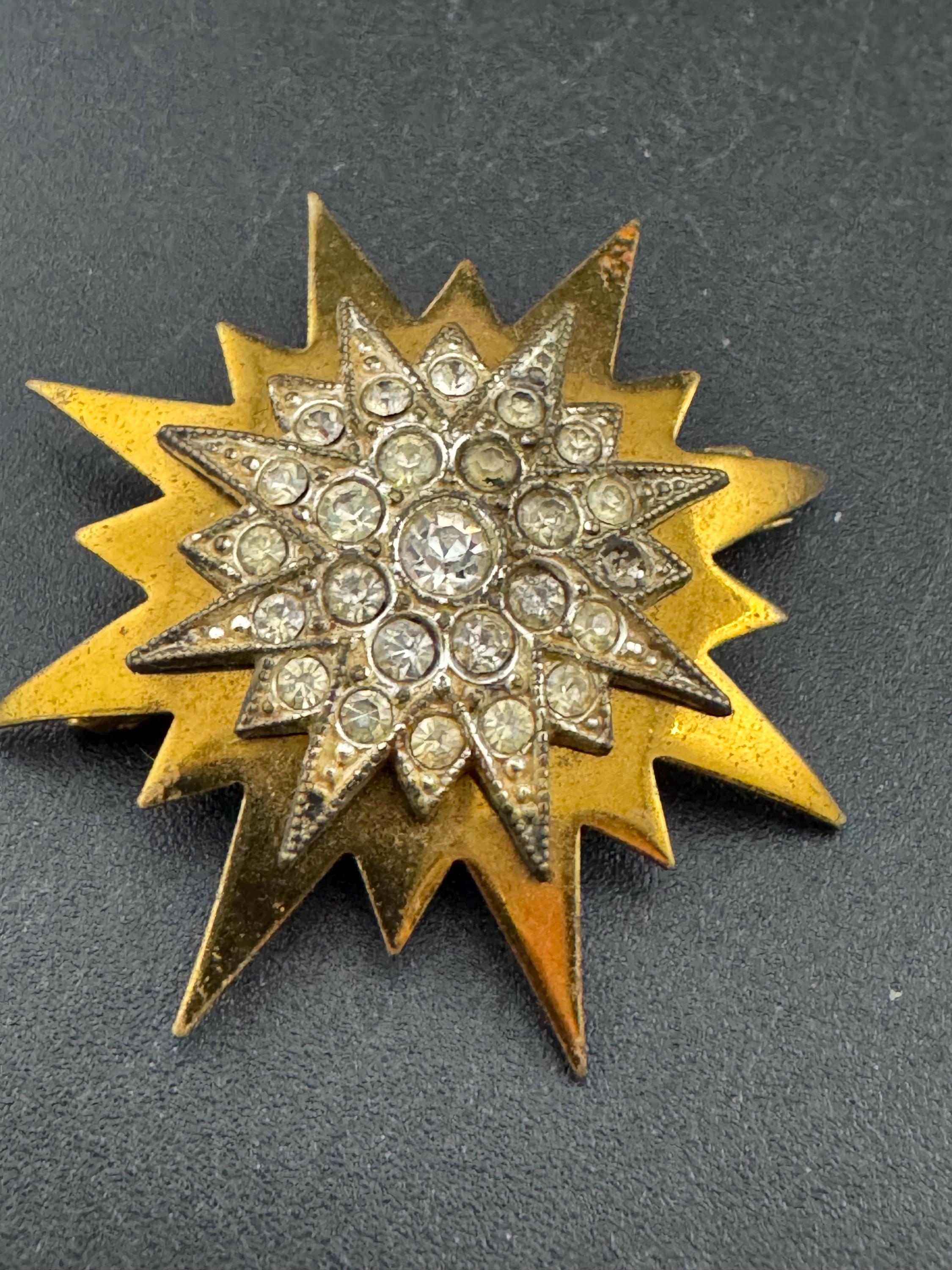 Antique gold plated Victorian diamanté star brooch 3.5cm