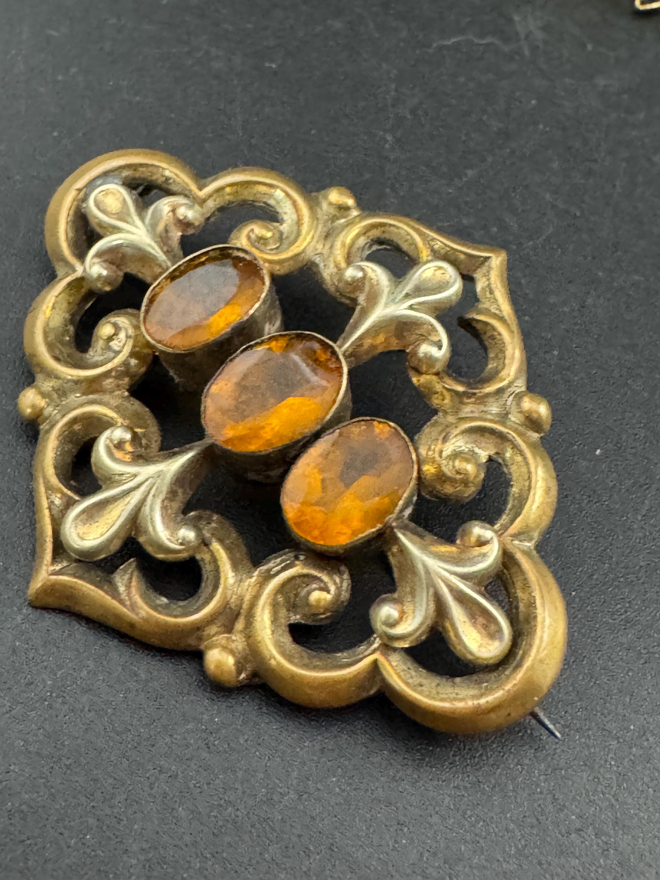Victorian Orange citrine glass rhinestone brooch old c clasp gold metal