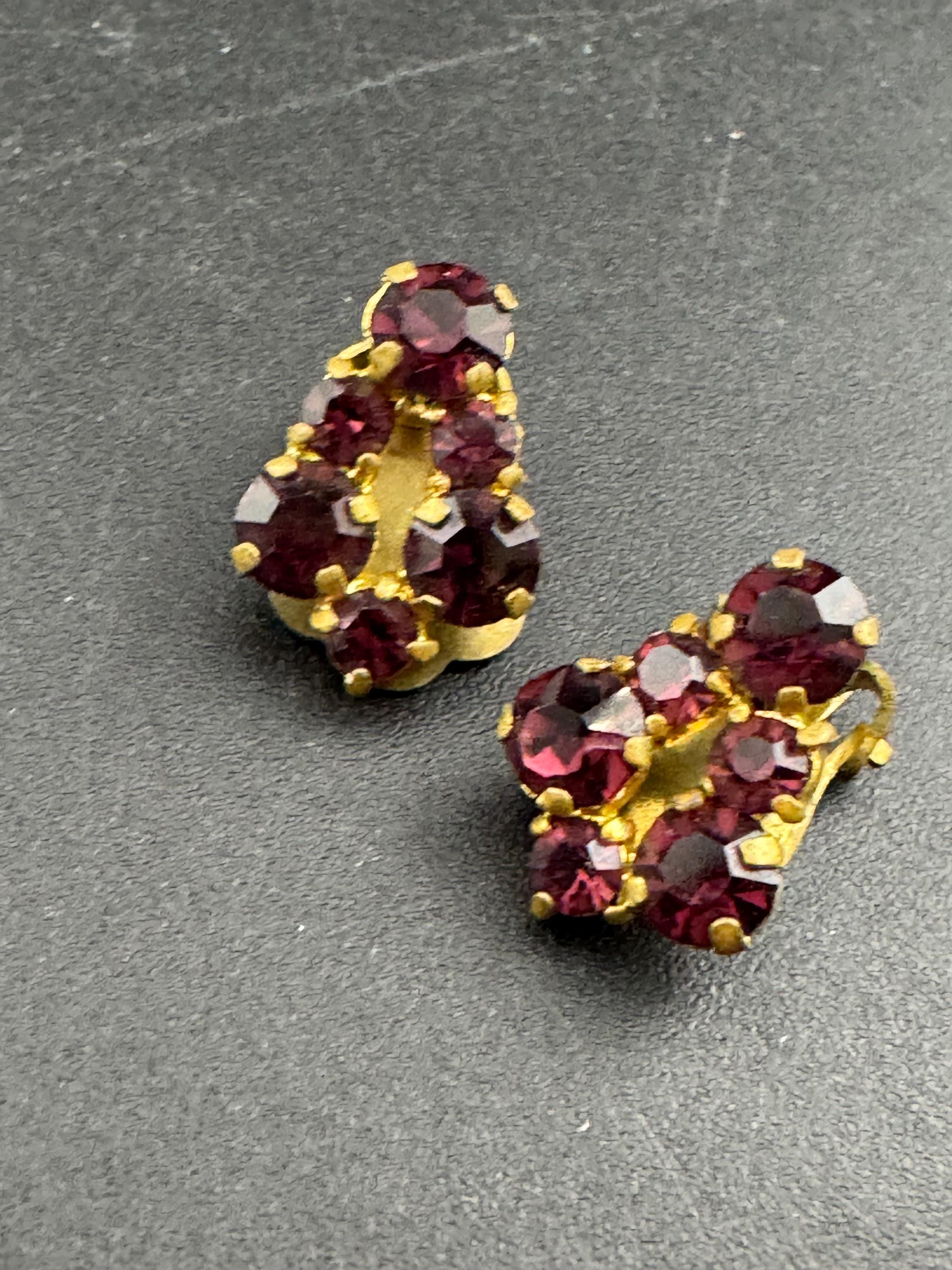 Vintage Purple Amethyst rhinestone Clip On Stud Earrings