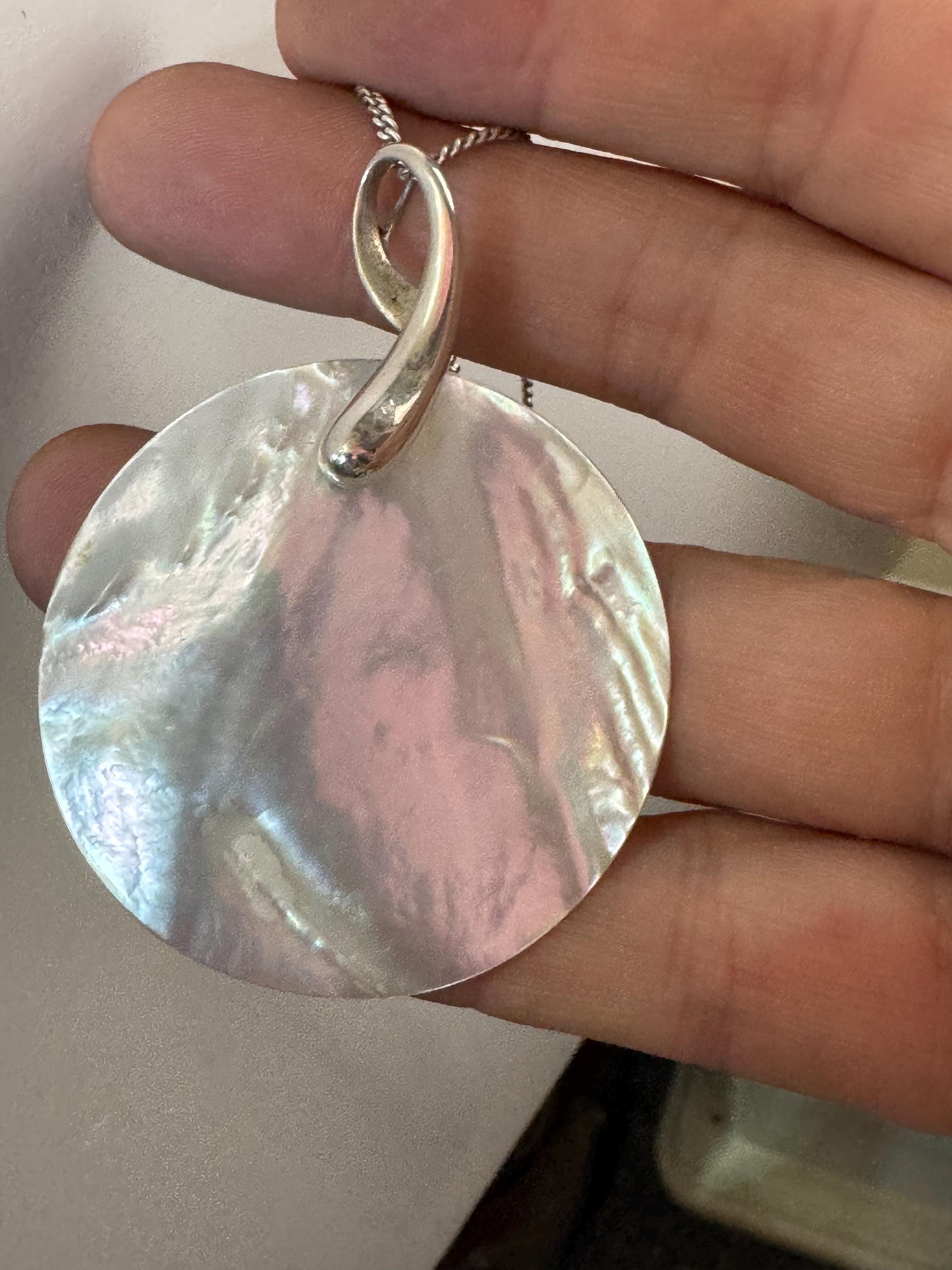 Retro 1980s sterling silver and natural shell pearl 6cm disc modernist  Sterling silver pendant necklace on a 46cm chain