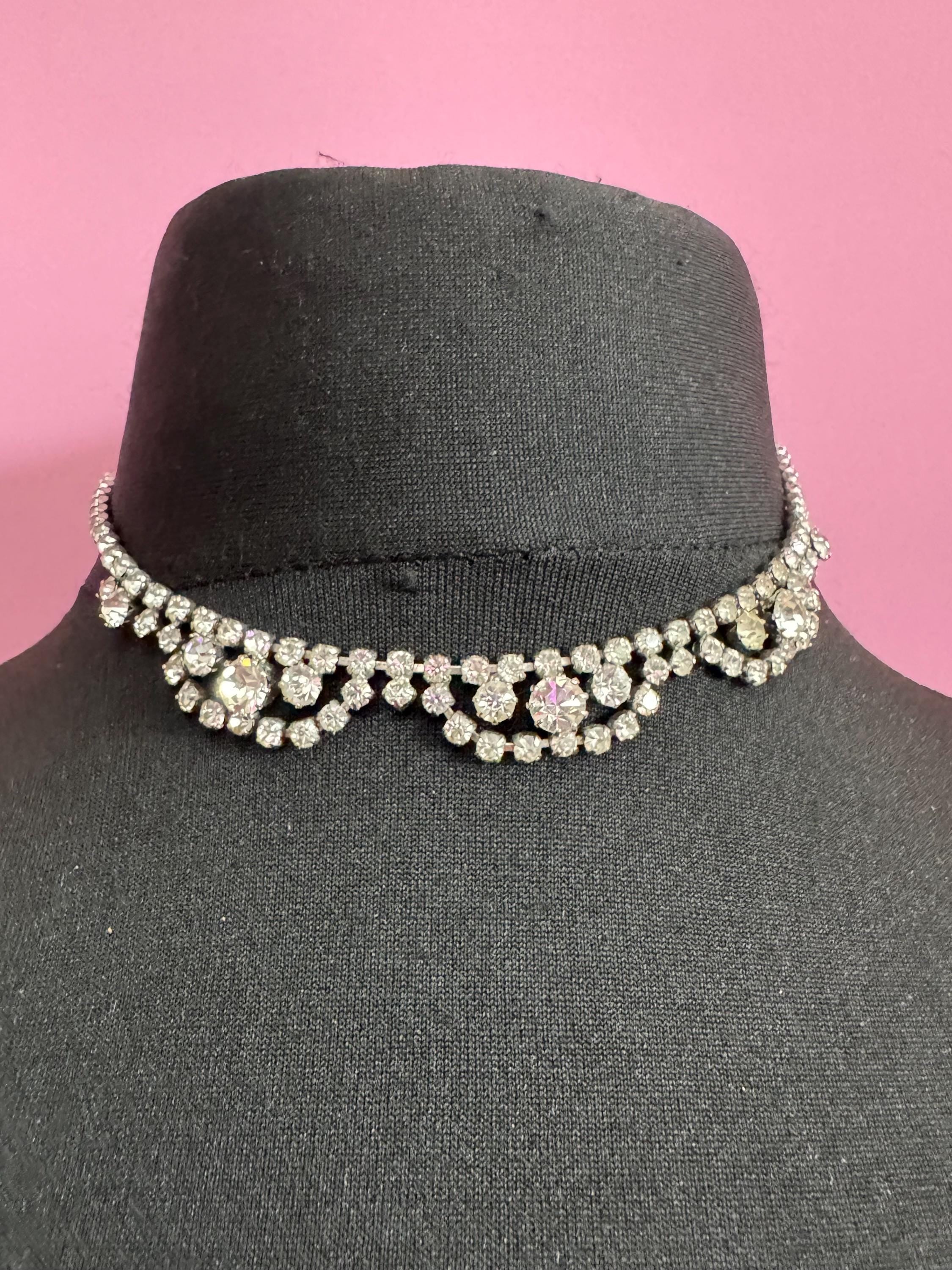 petite fit diamanté crystal collar choker necklace, clear glass rhinestones, vintage