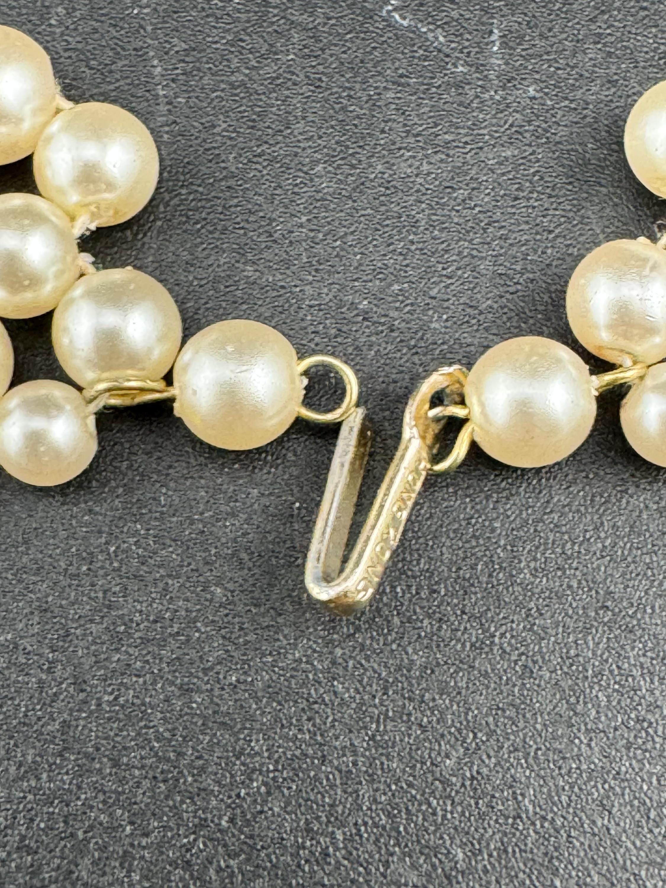 Petite fit, slim neck Vintage Hong Kong signed faux cream Plastic round pearl woven choker necklace 39cm