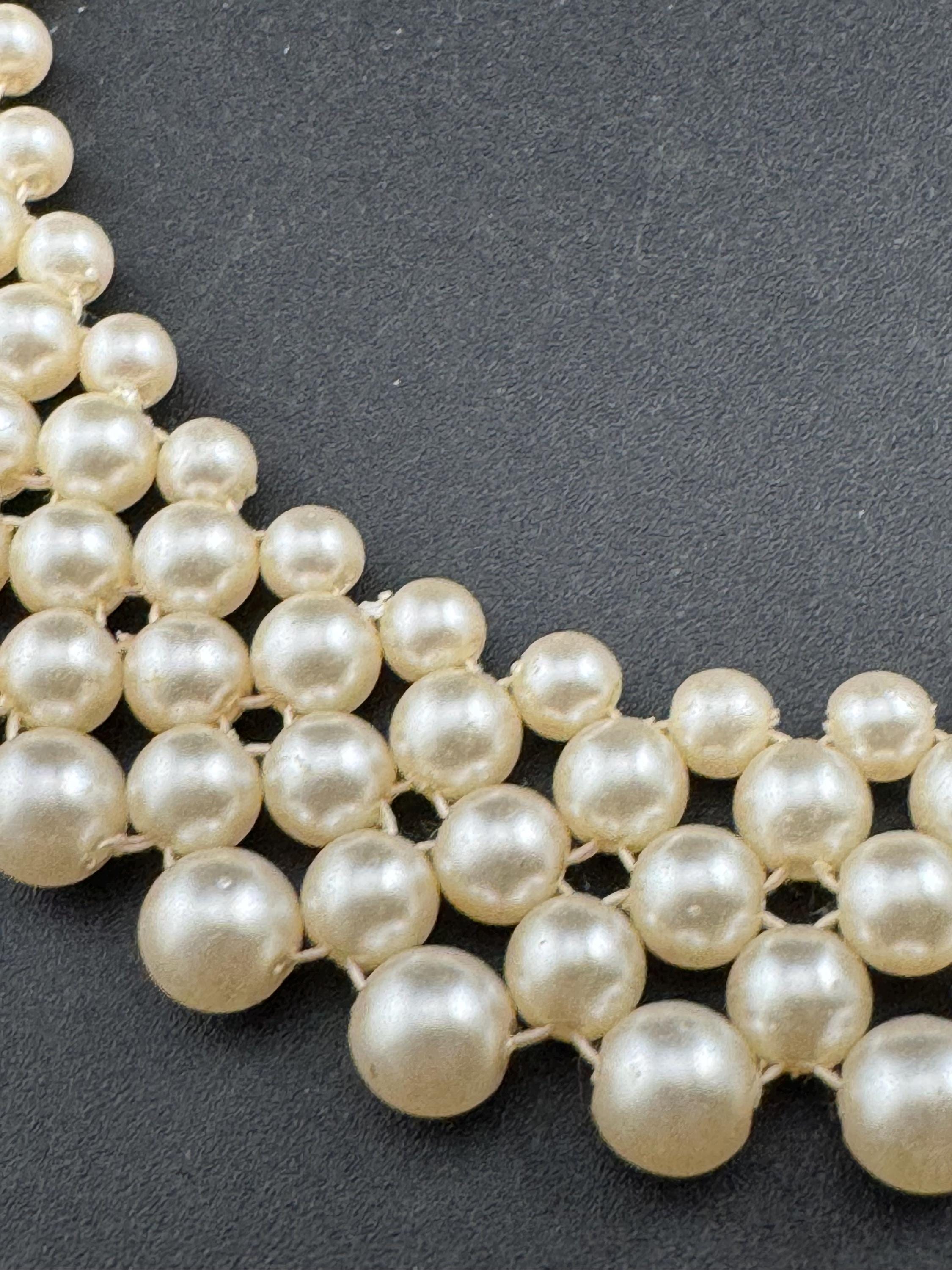 Petite fit, slim neck Vintage Hong Kong signed faux cream Plastic round pearl woven choker necklace 39cm