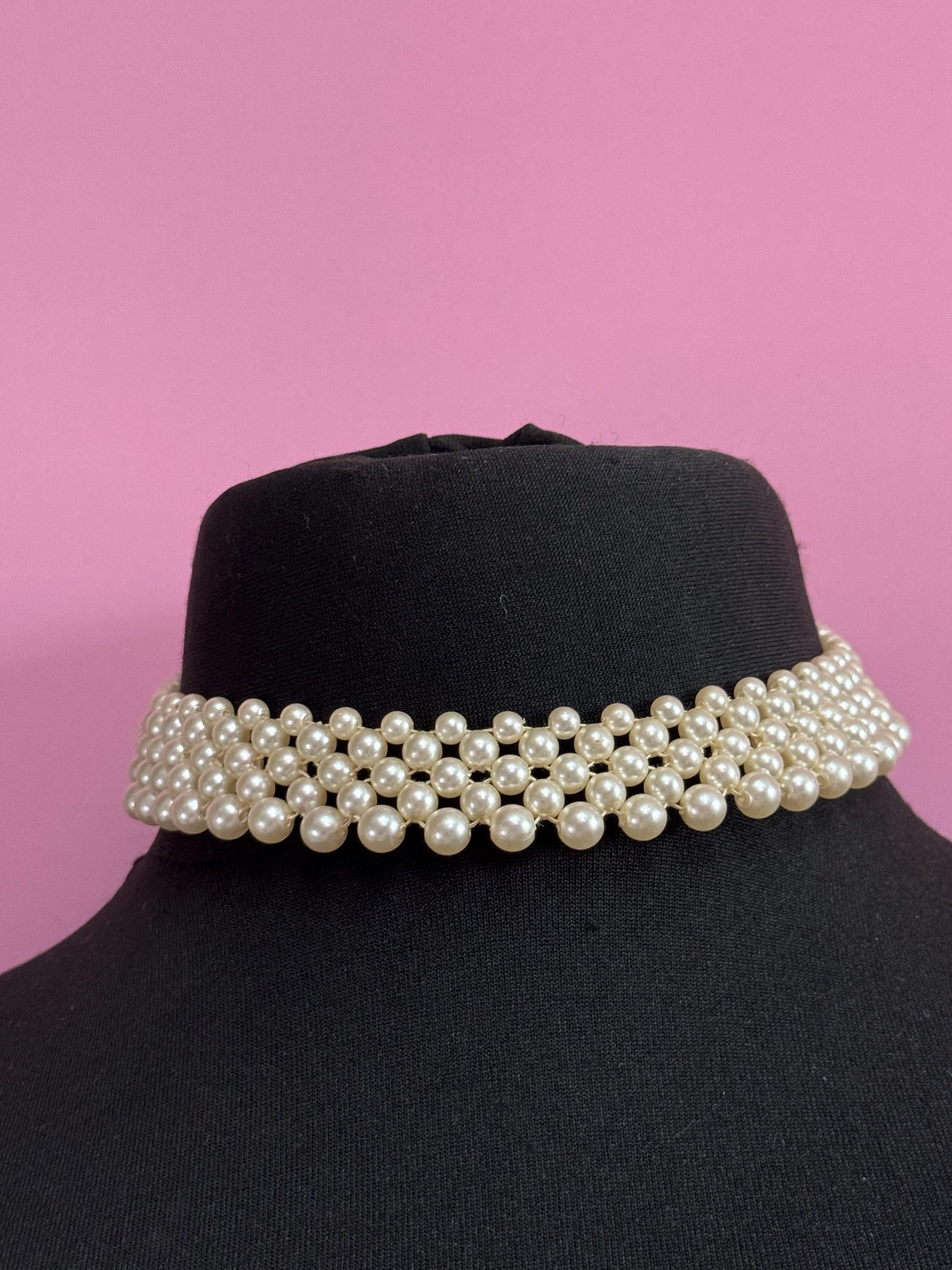 Petite fit, slim neck Vintage Hong Kong signed faux cream Plastic round pearl woven choker necklace 39cm
