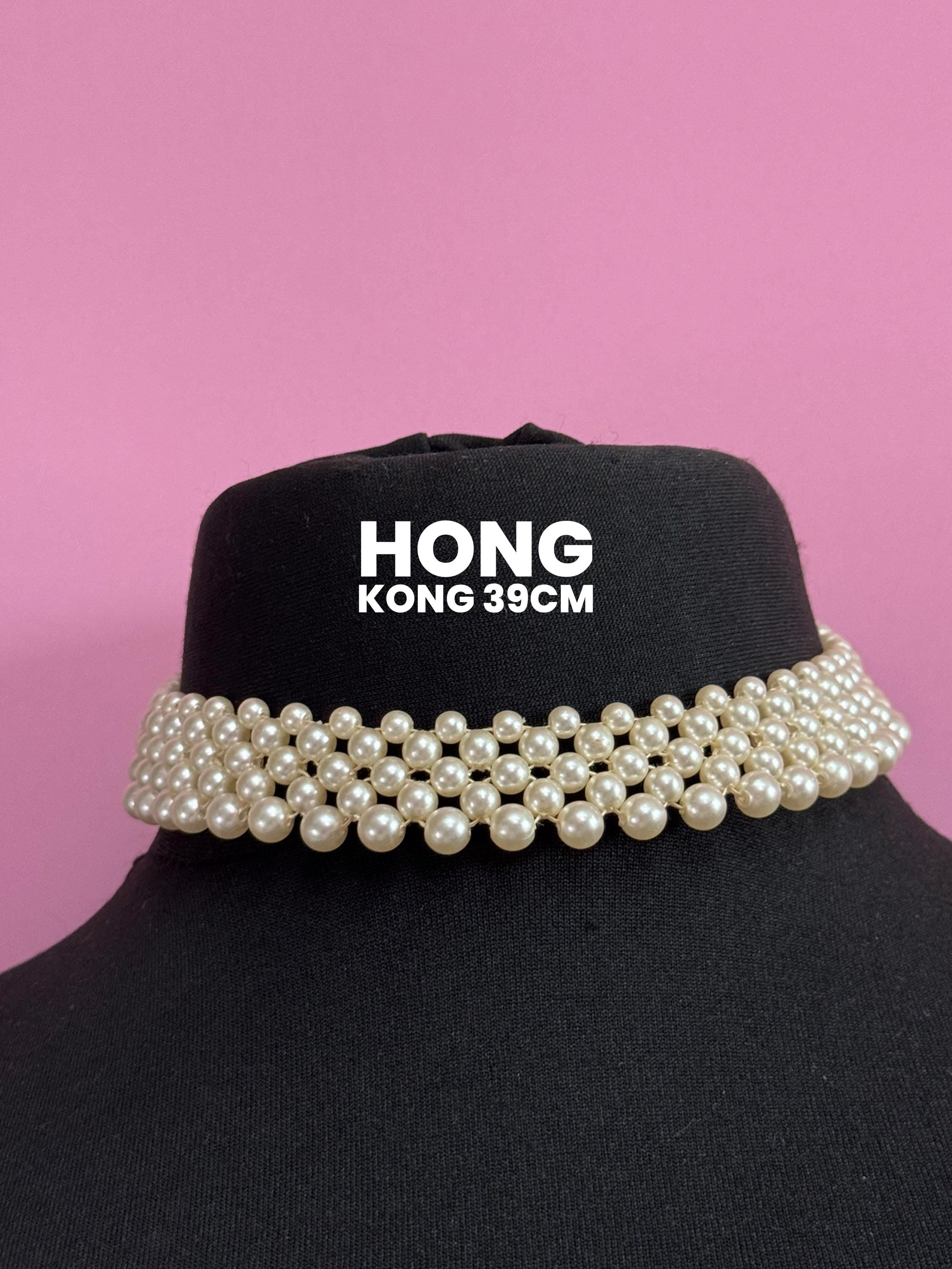 Petite fit, slim neck Vintage Hong Kong signed faux cream Plastic round pearl woven choker necklace 39cm
