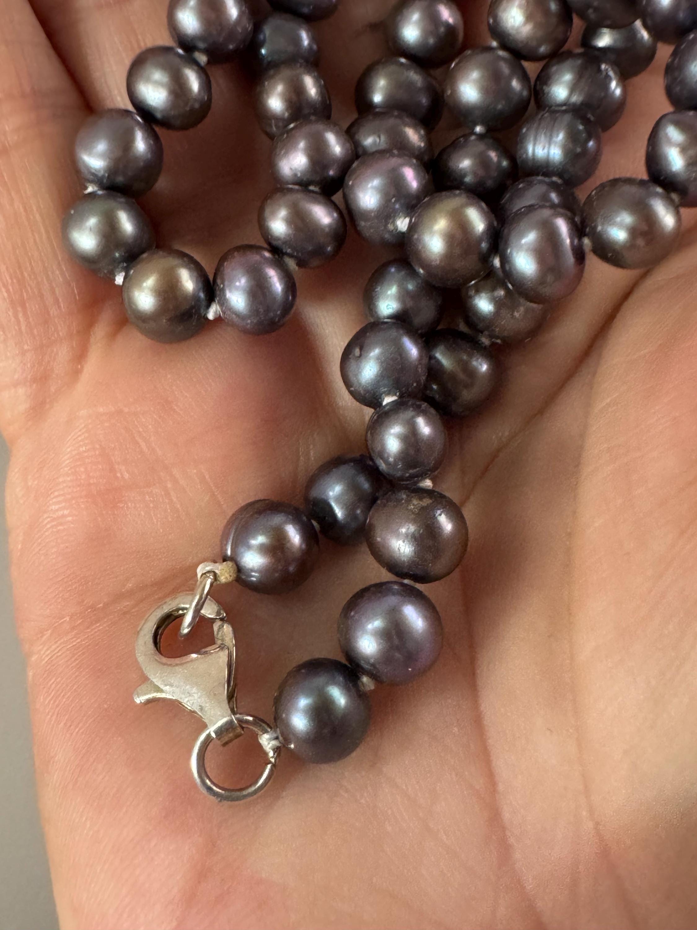 Vintage 925 silver clasp,  dyed freshwater pearl Petrol blue to grey glass knotted pearl necklace 46cm