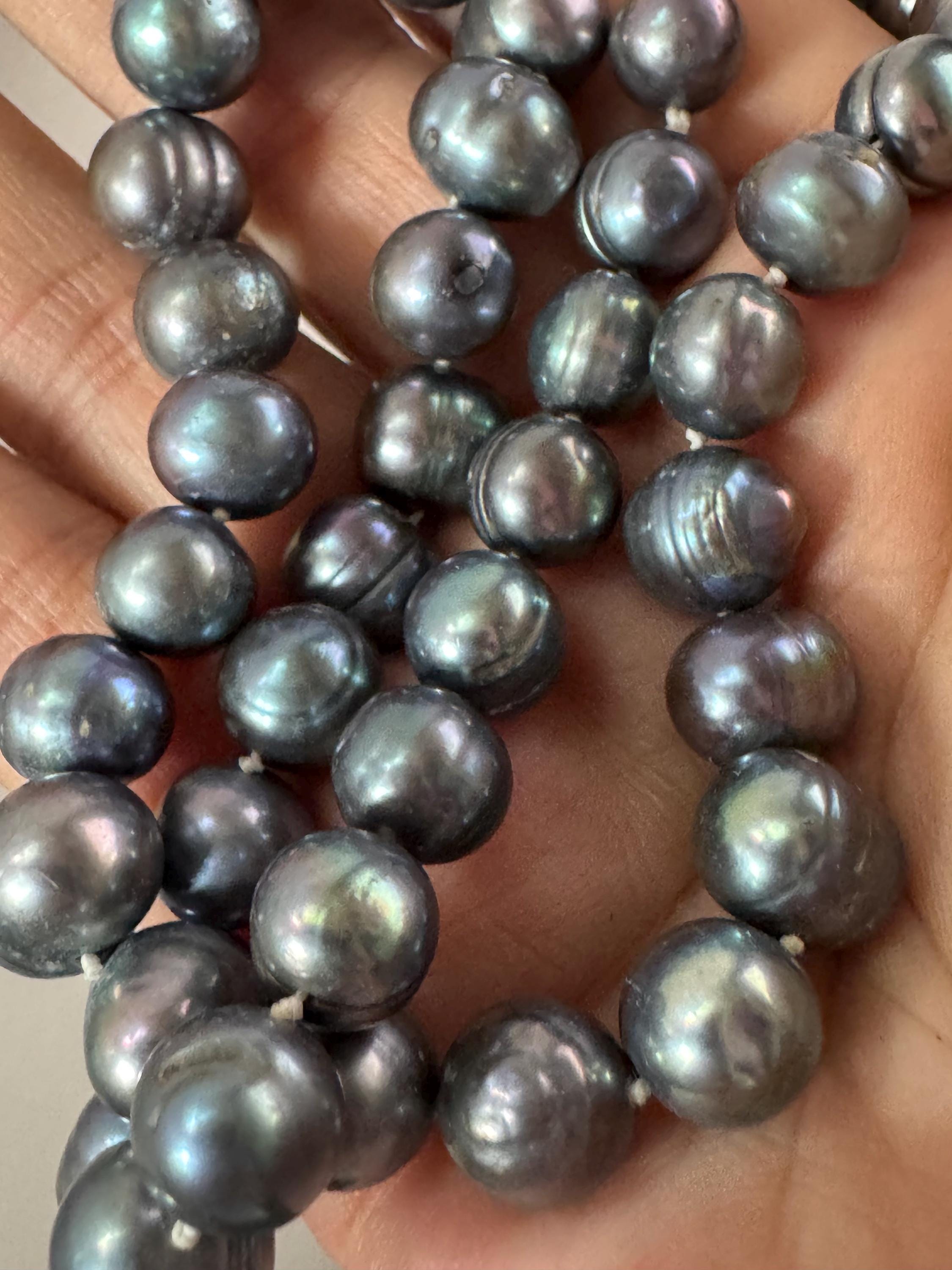 Vintage 925 silver clasp,  dyed freshwater pearl Petrol blue to grey glass knotted pearl necklace 42cm