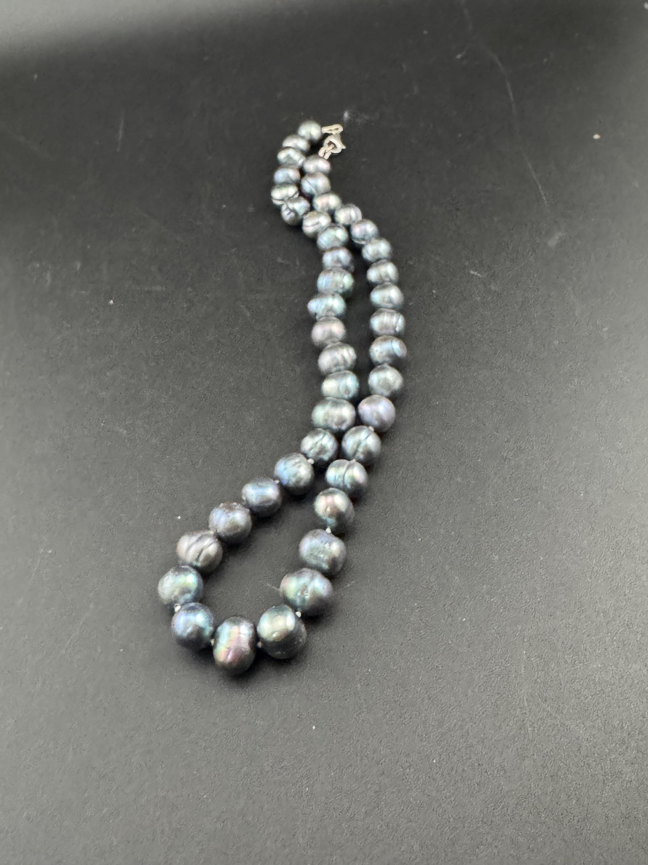 Vintage 925 silver clasp,  dyed freshwater pearl Petrol blue to grey glass knotted pearl necklace 42cm