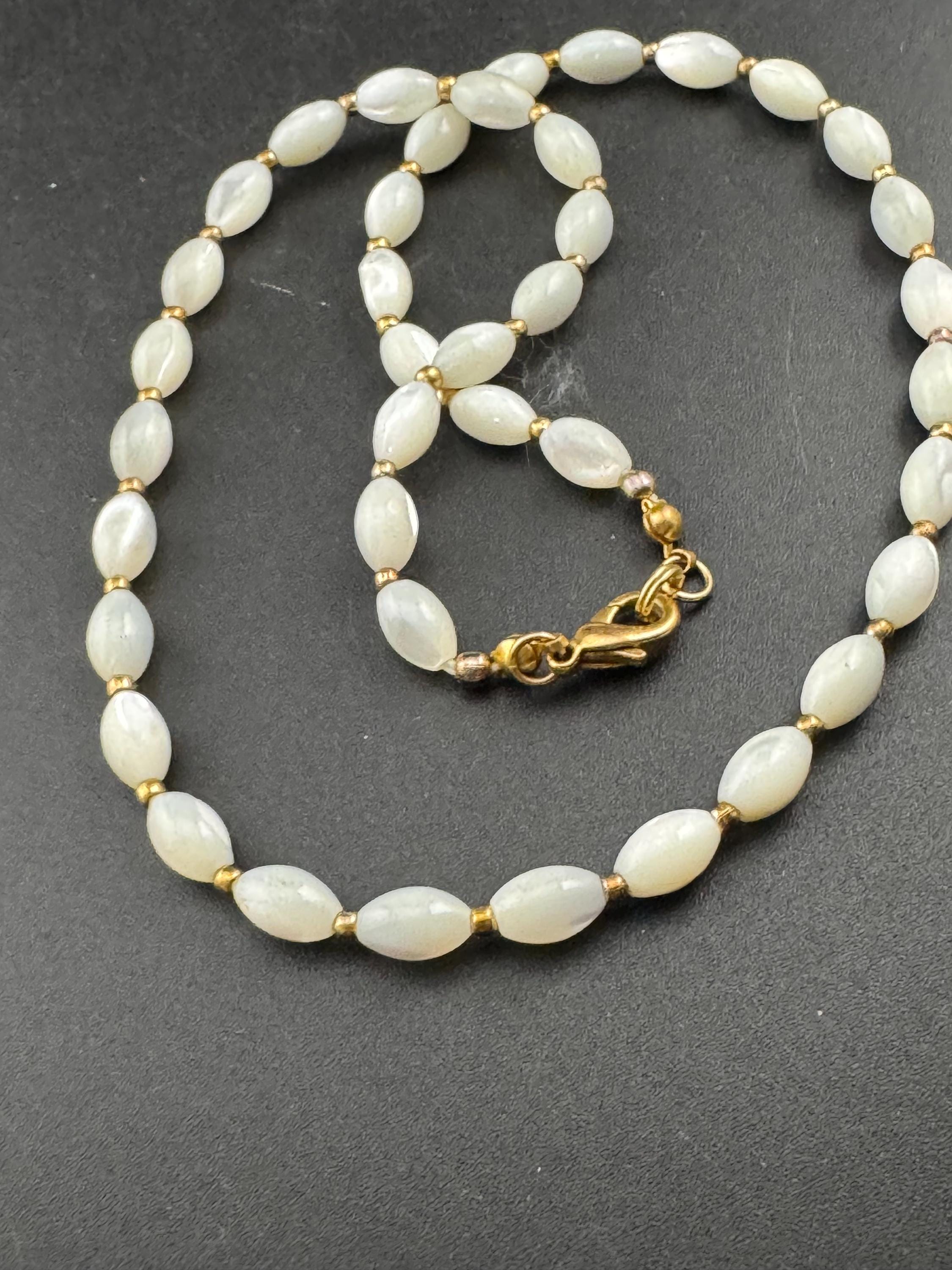Vintage mother of pearl MOP Natural shell small beaded necklace with gold metal spacer beads