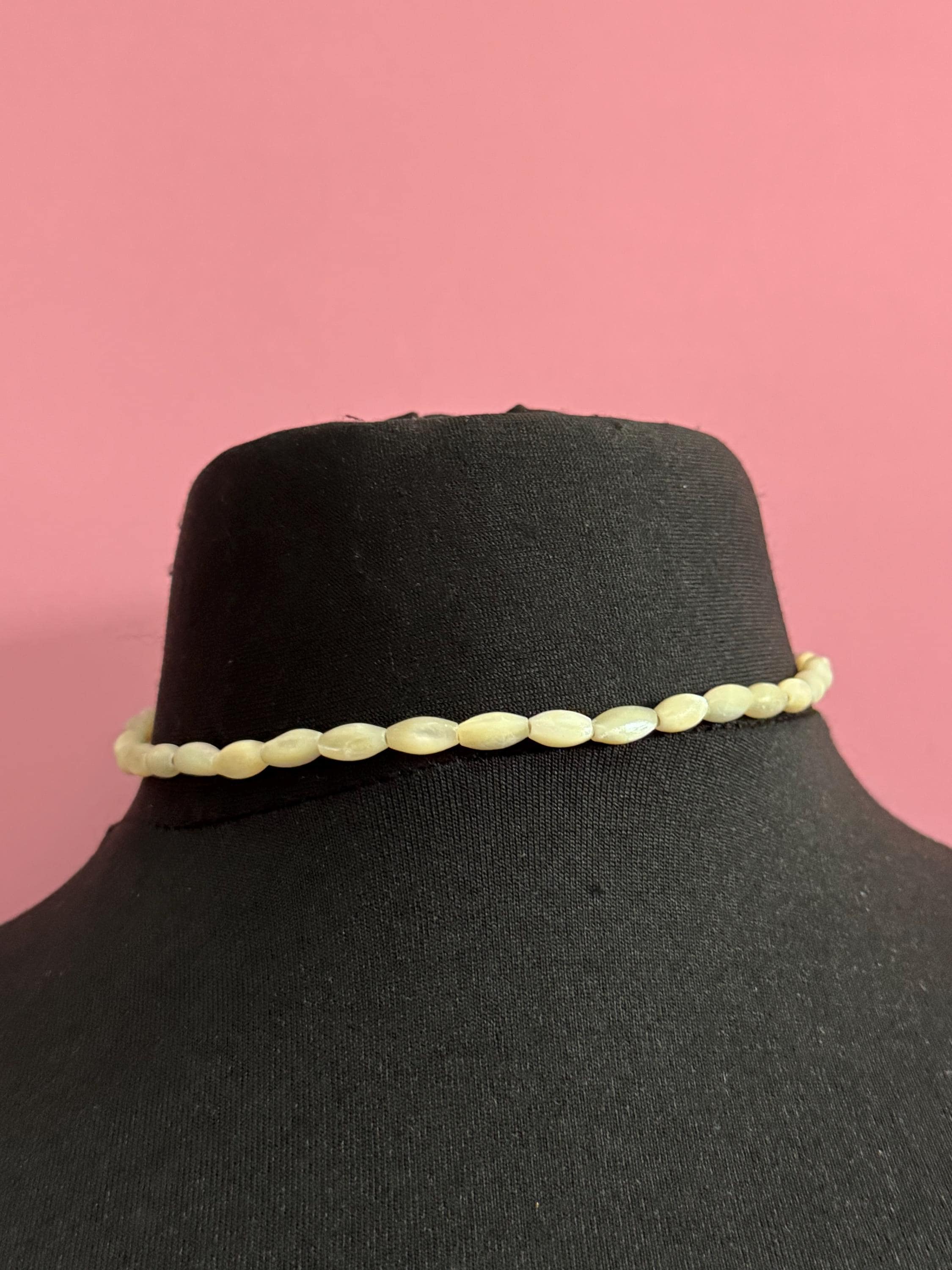 Vintage mother of pearl MOP Natural shell small beaded necklace 40cm