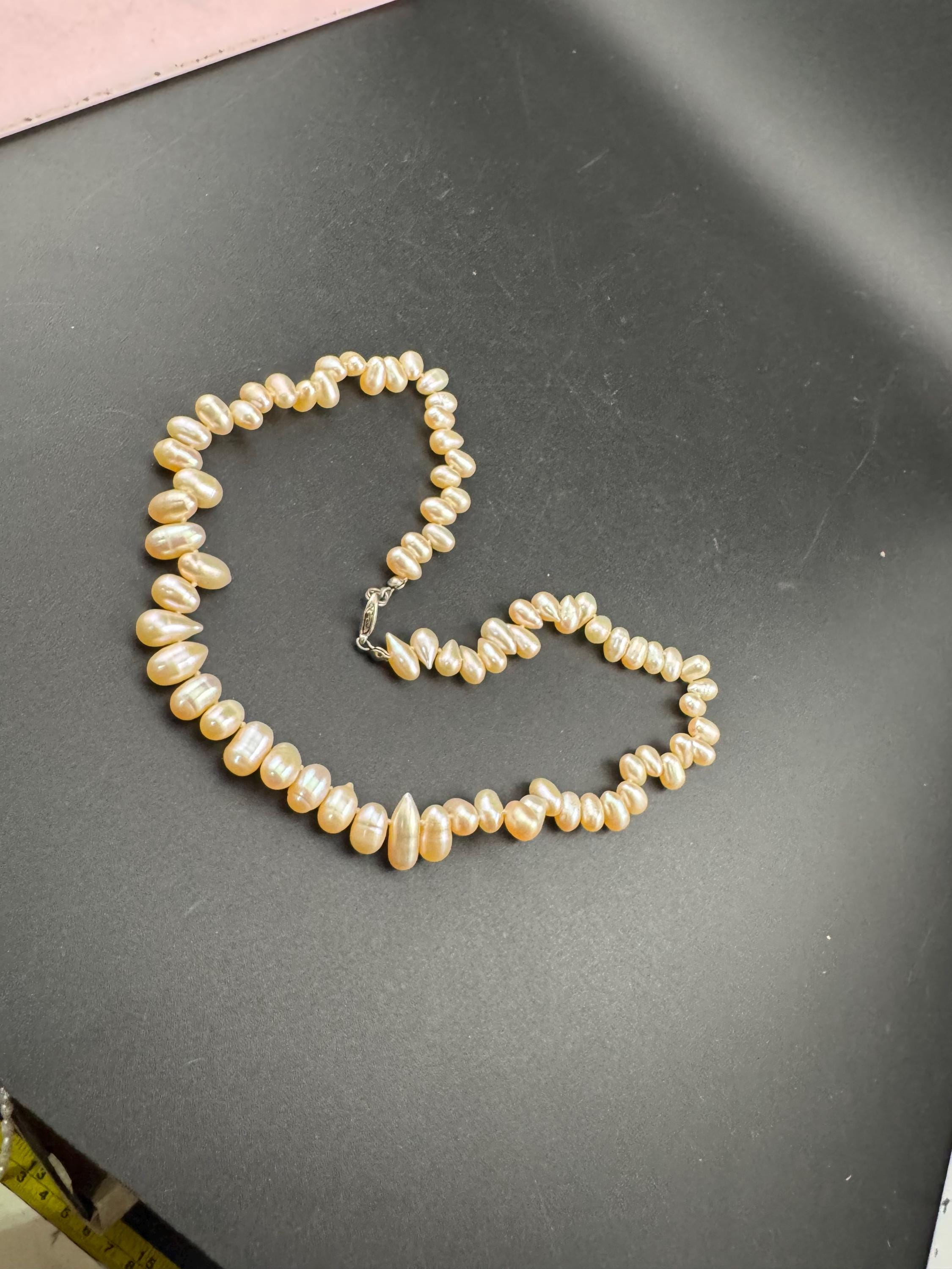 Vintage White cream Natural freshwater pearl beaded collar necklace 45cm