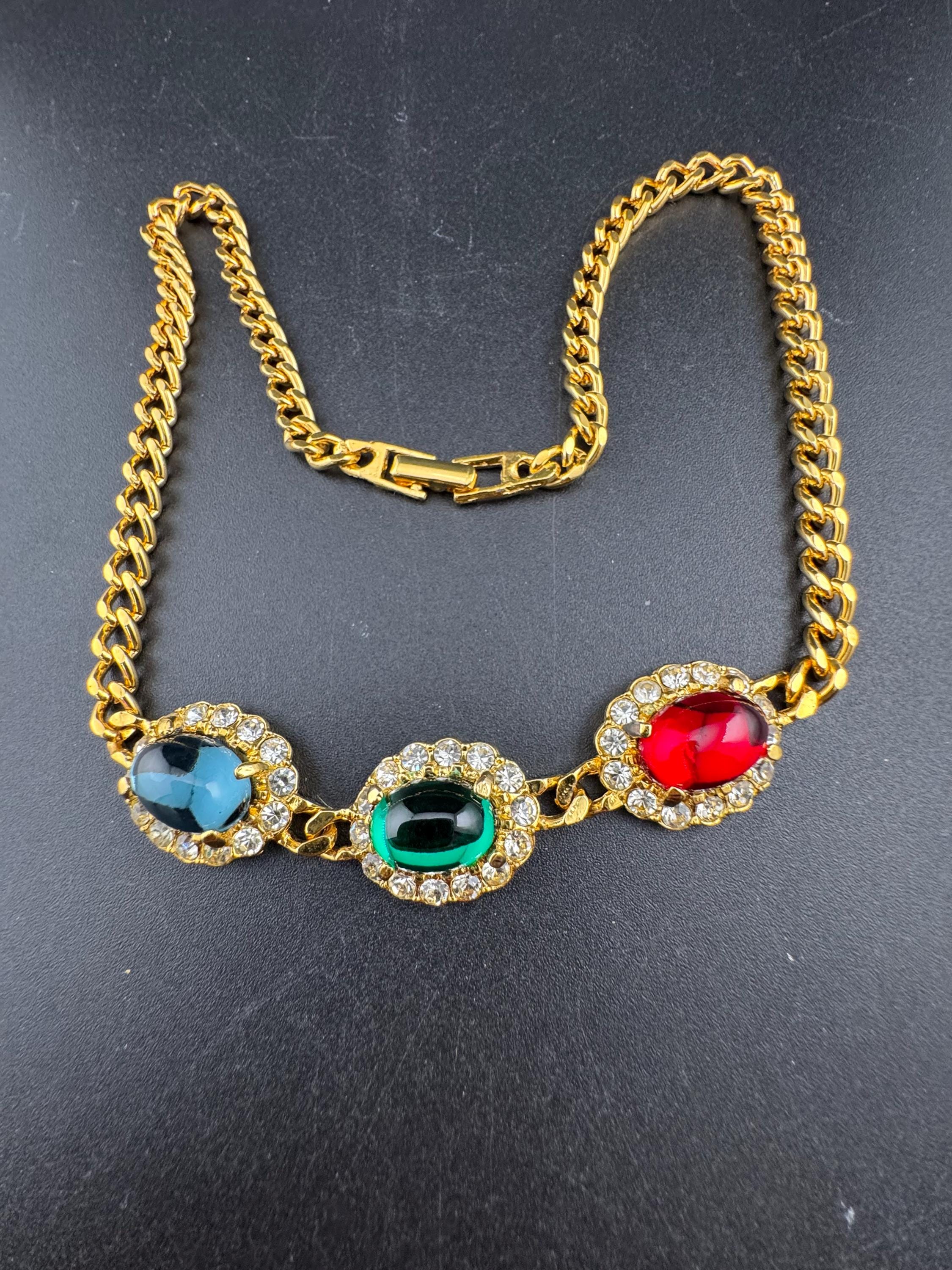 41.5cm Vintage 1980s Swarovski  Red blue green Oval cabochon and clear diamanté choker necklace gold tone