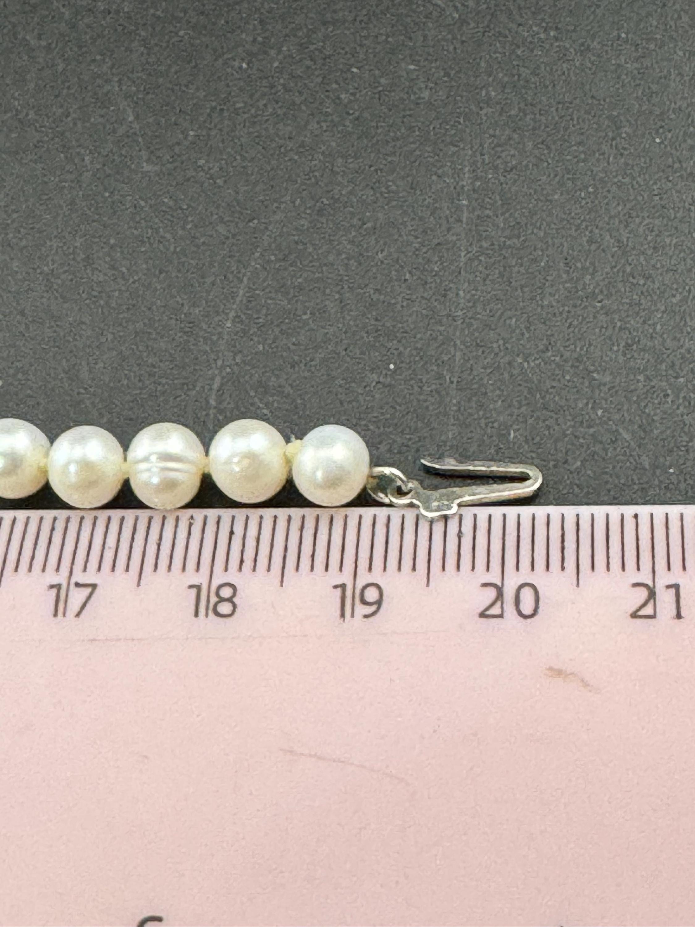 Vintage 925 sterling silver clasp modernist genuine cream freshwater pearl beaded bracelet 20cm