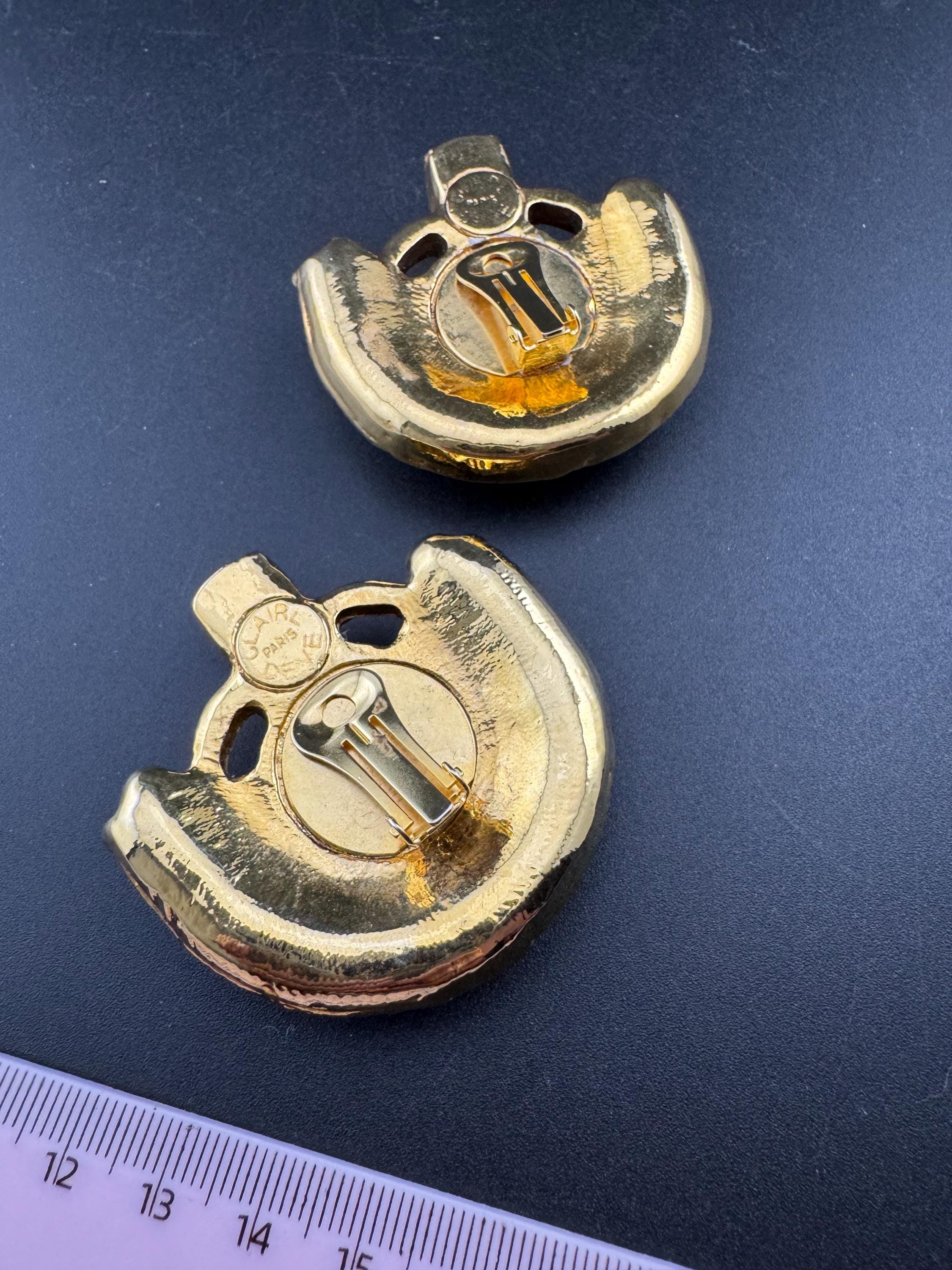 1980s signed Clare Deve huge high end oversized pair of black rhinestone stud clip on earrings , Paris designer gold resin
