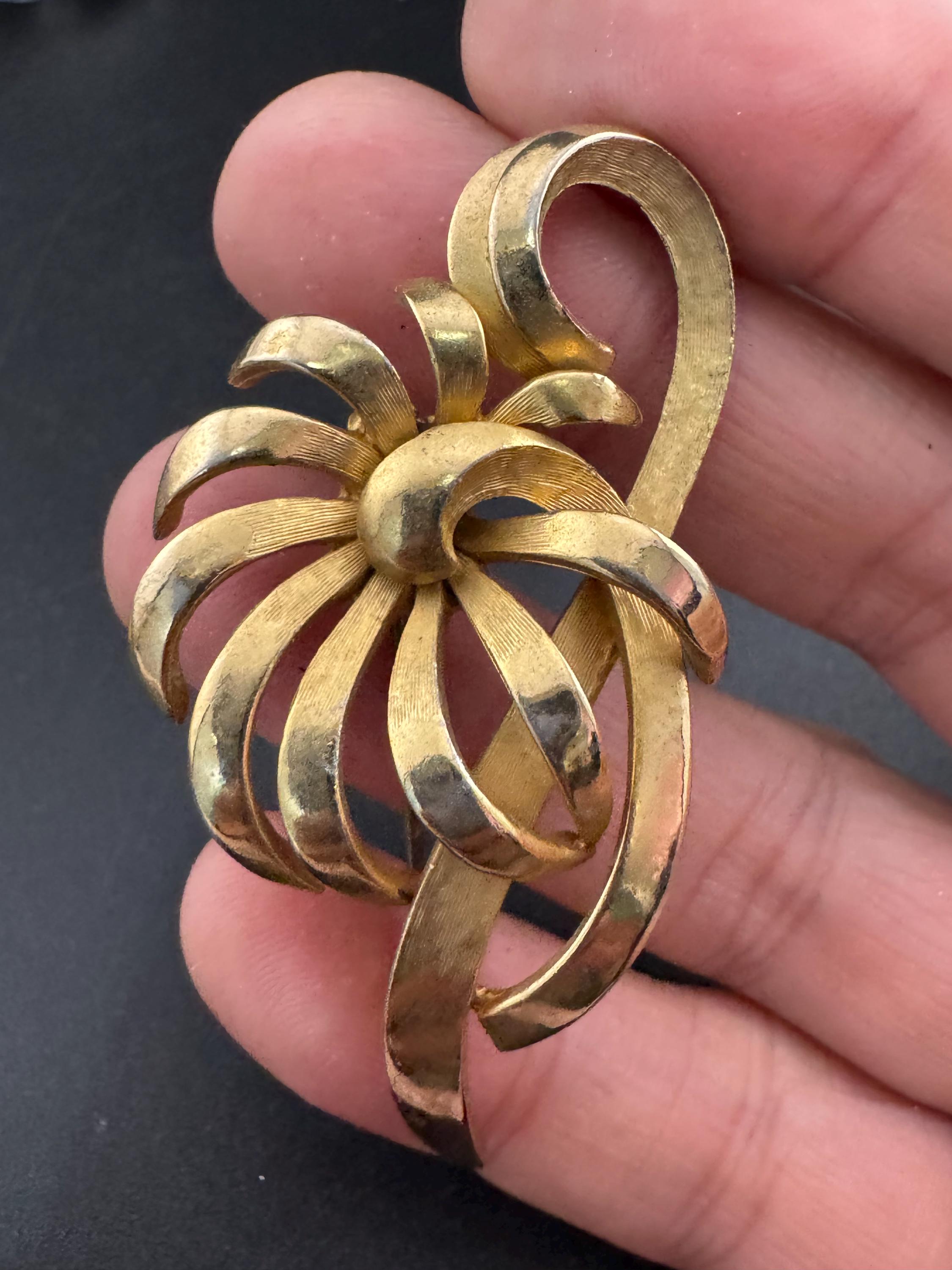 Signed SPHINX abstract floral brooch, gold plated 6cm, mid century
