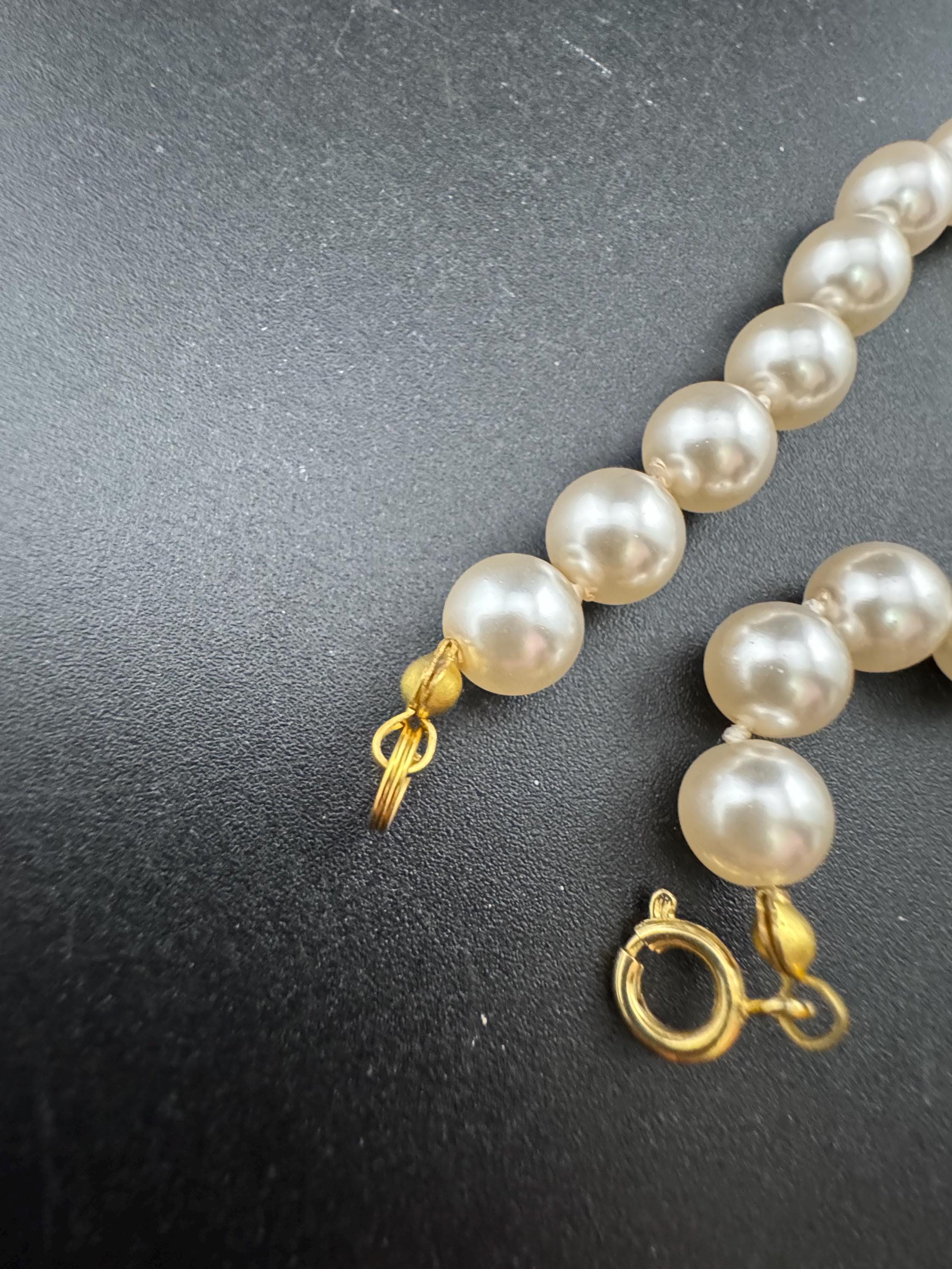 vintage acrylic faux pearl single Row gold tone beaded bracelet 21cm