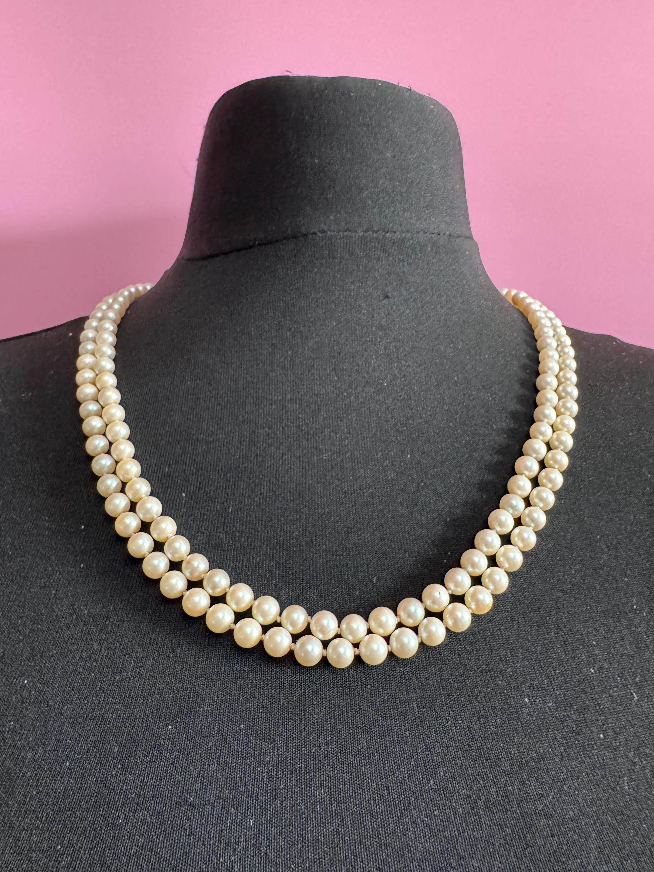 Cream Knotted Glass Pearl Necklace: Gold Plated Enamel Clasp